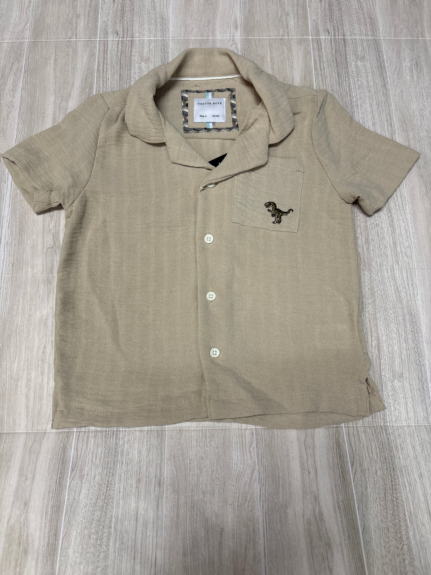 NWT 4T Cactus Boys Tan Dino Button Up