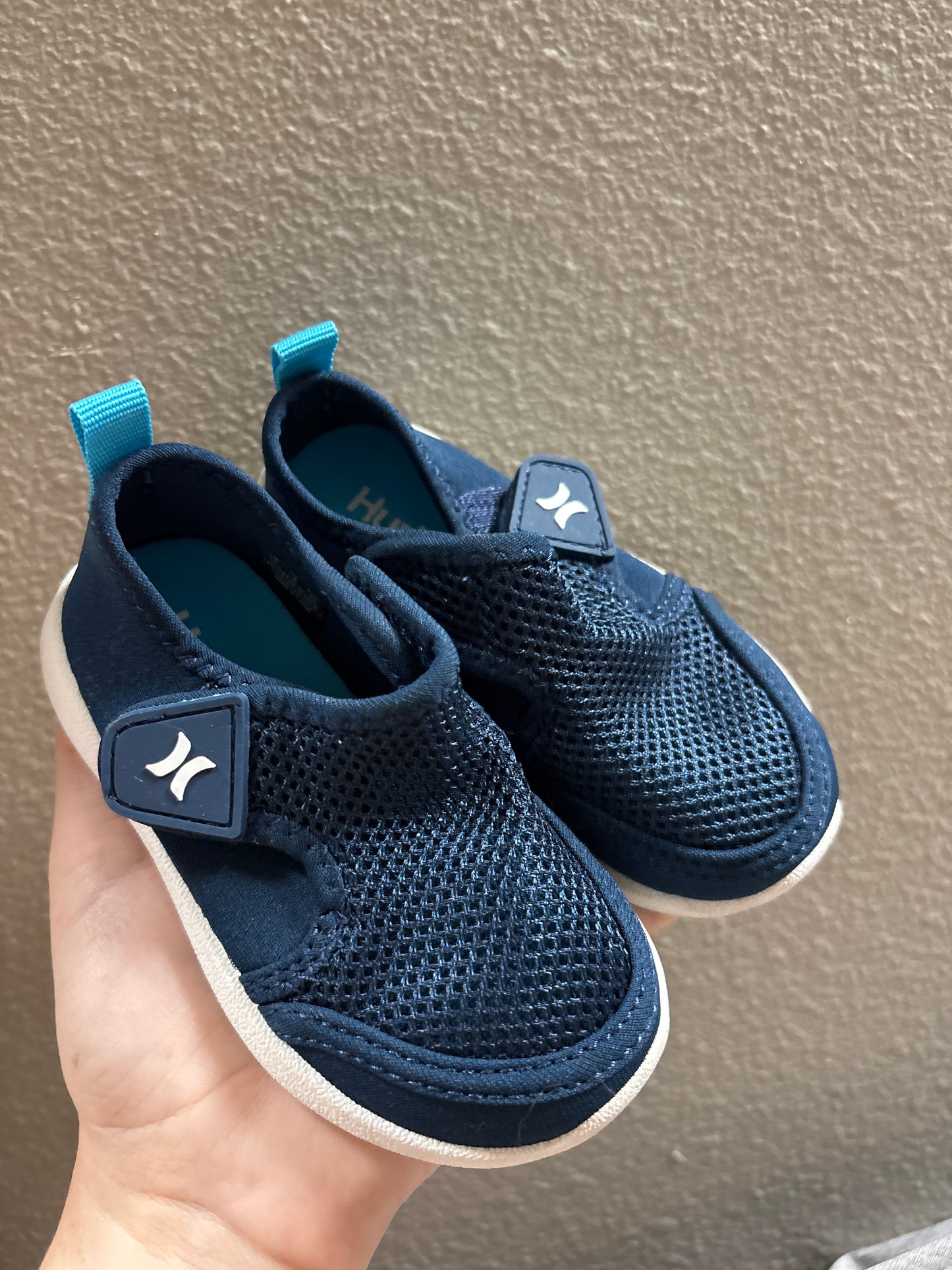 5c Hurley Water Shoes