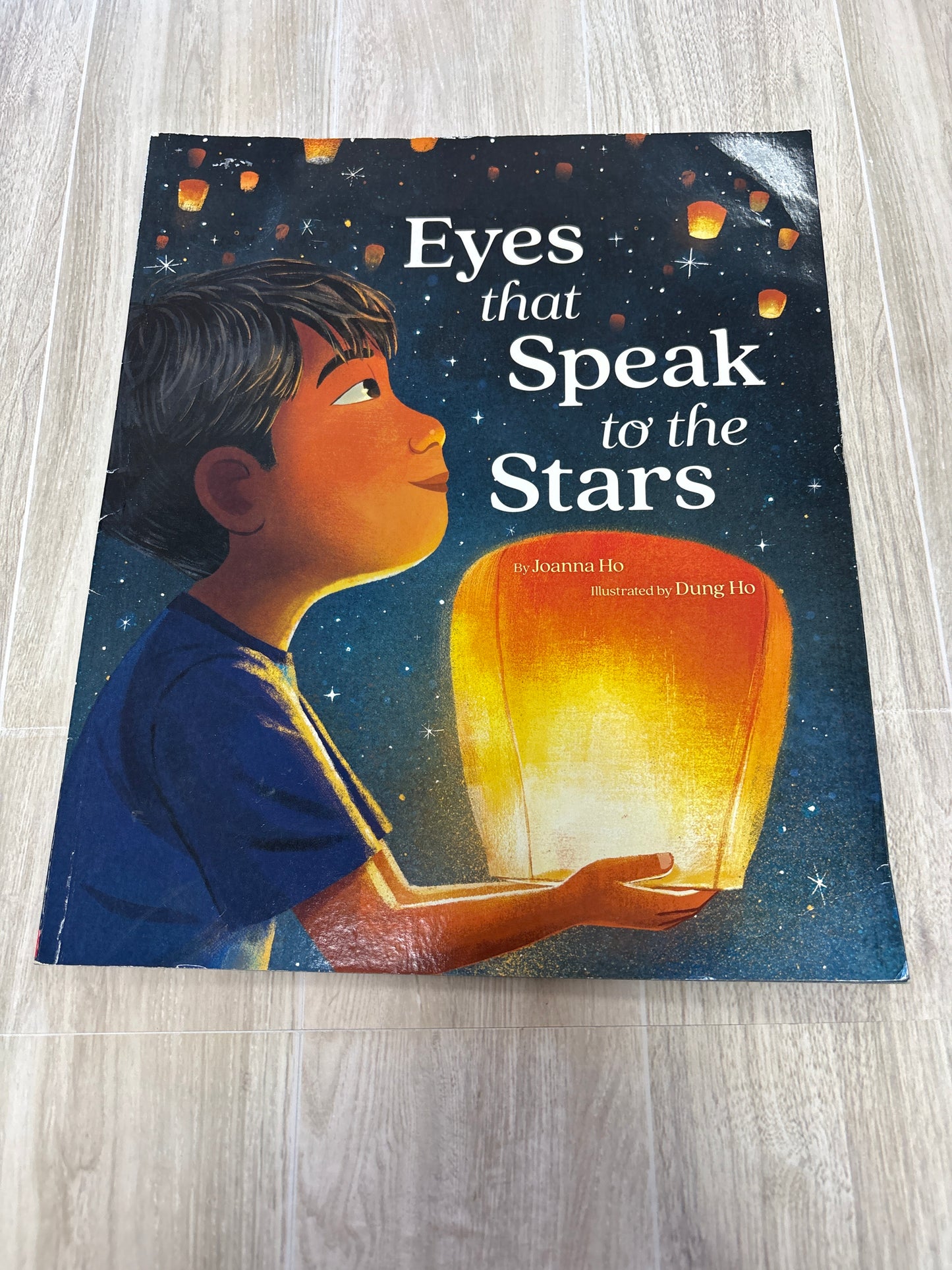 Book - Eyes That Speak To The Stars