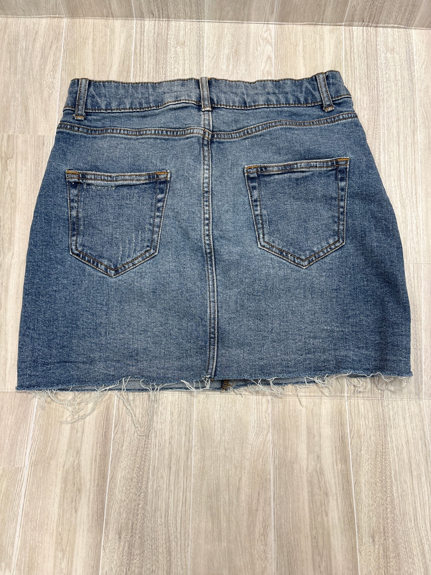 Womens 6 Medium Wash Denim Skirt