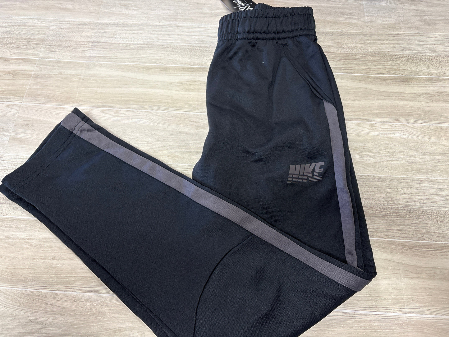 14/16 Black/Grey NIKE Joggers