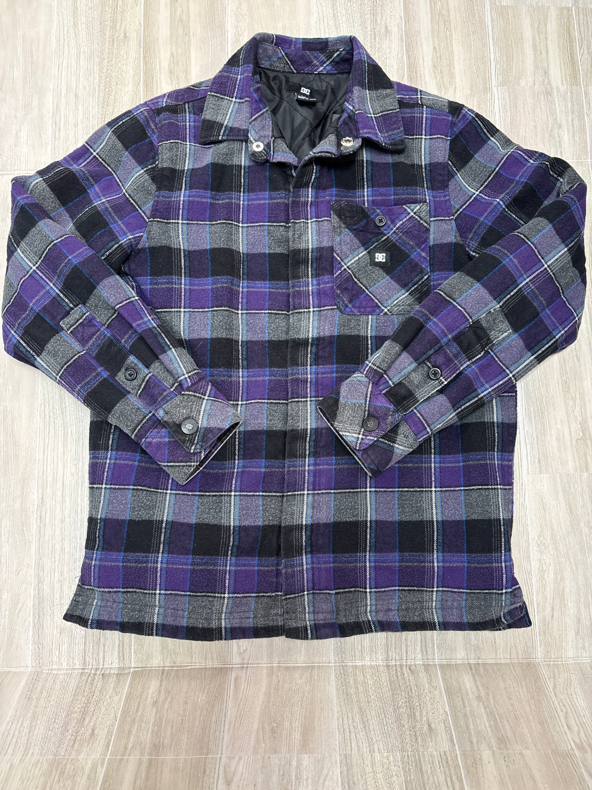 8/10 DC Purple/Black/Grey Plaid Button Up Shacket