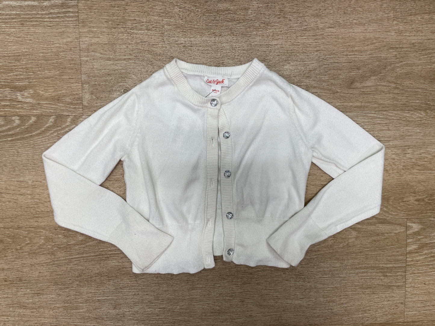 4/5 White Button Up Cardigan