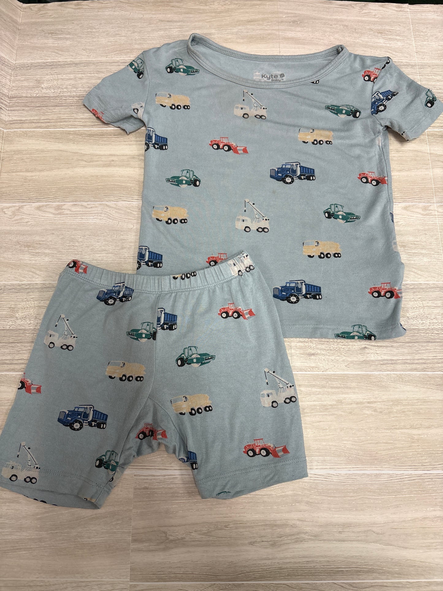 3T Kyte Tractor Shortie Pajama Set - Blemish