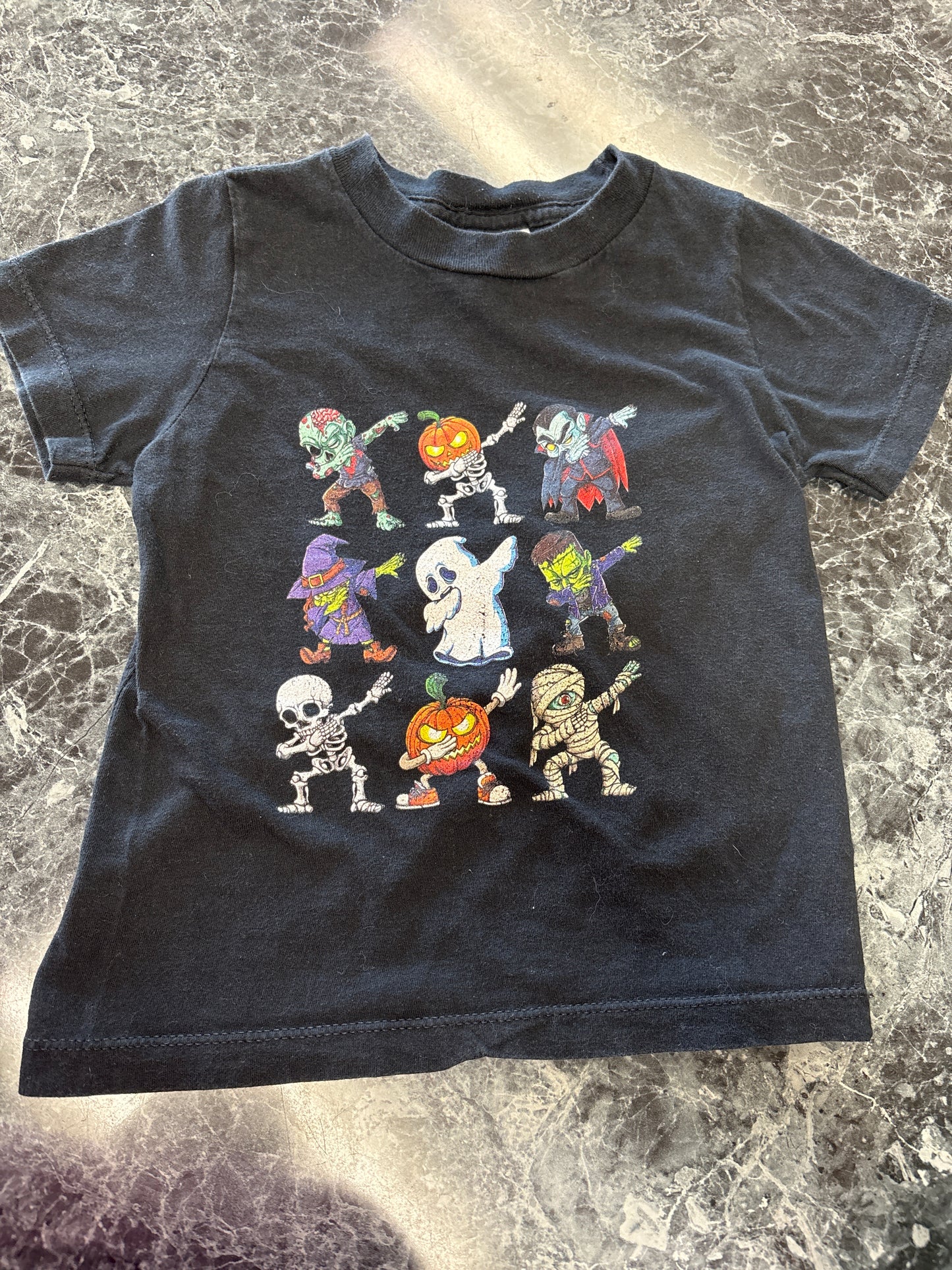 2t-dabbing-halloween-shirt