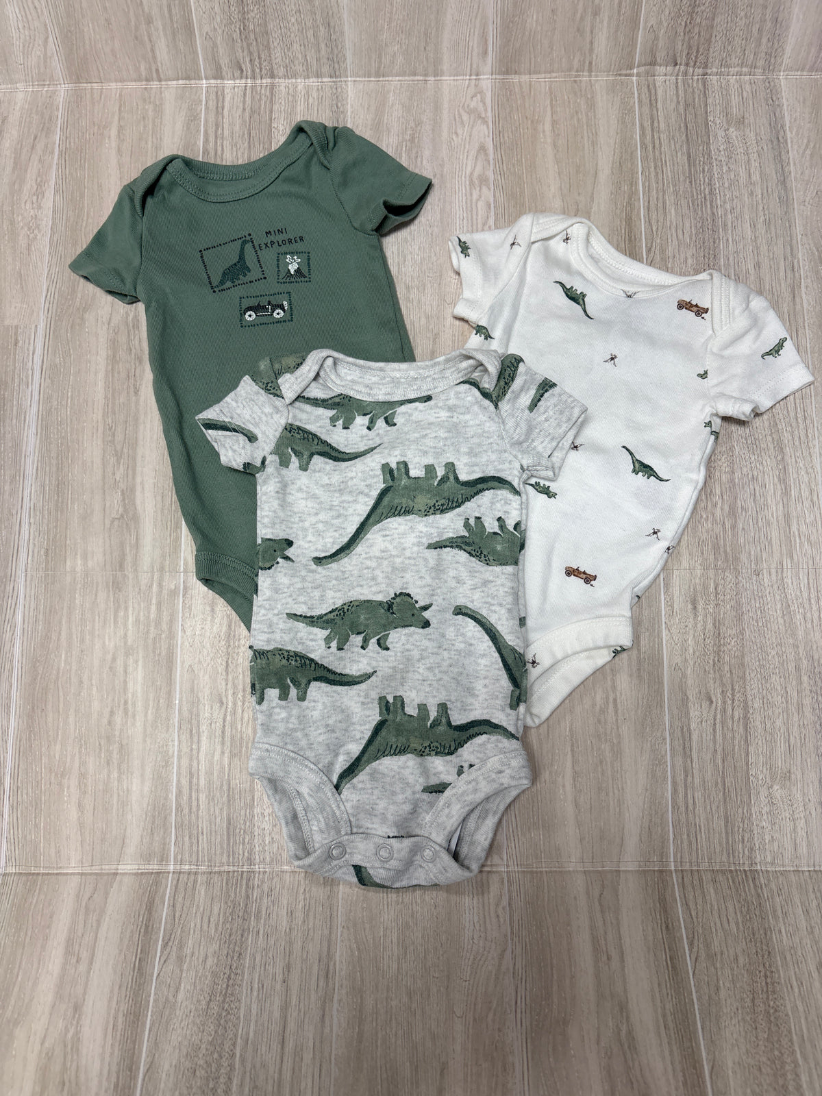 Newborn Onesie Green/Cream/Grey Dinos