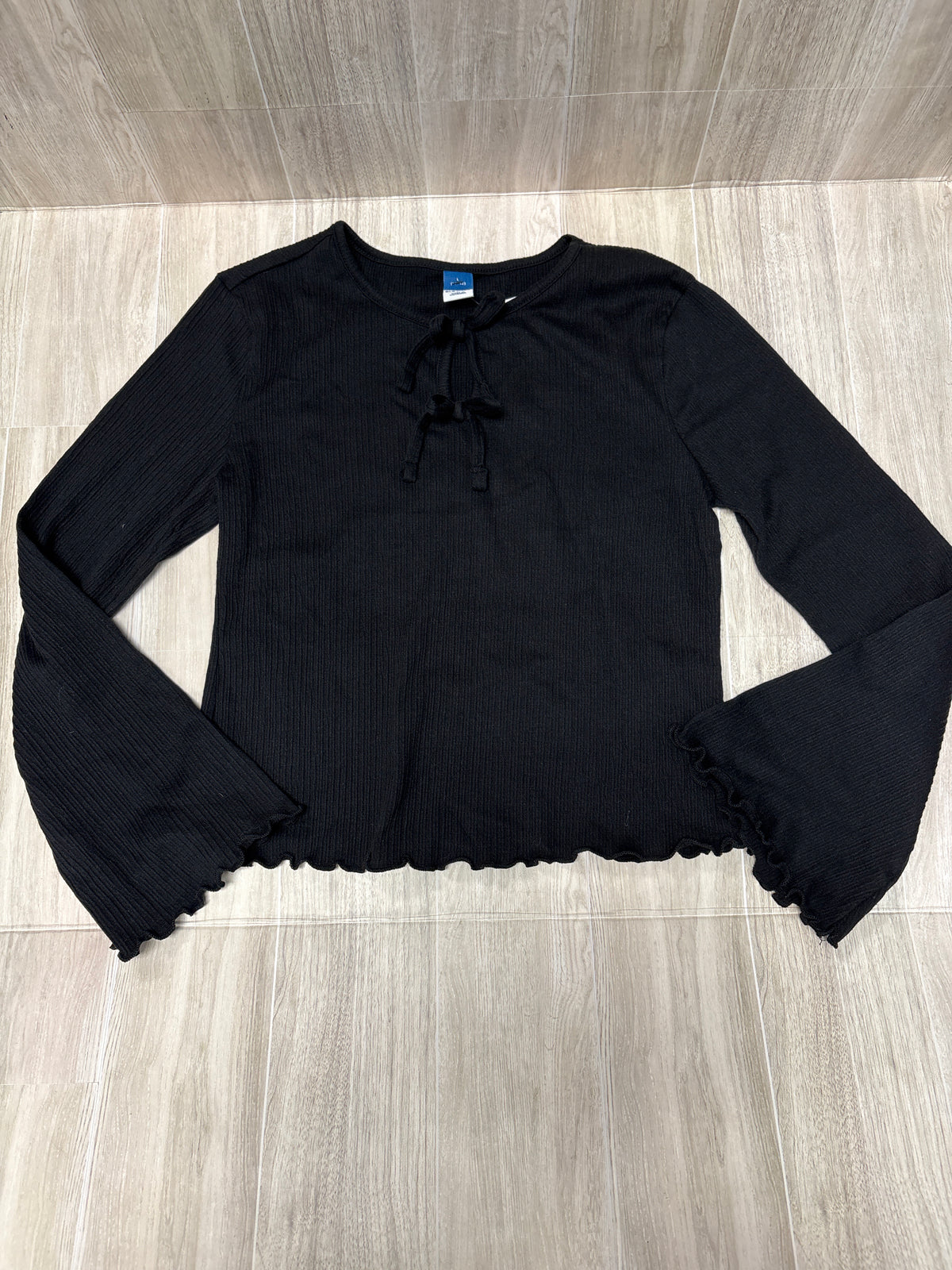 10/12 Black Ribbed Bow Flare Sleeve Top