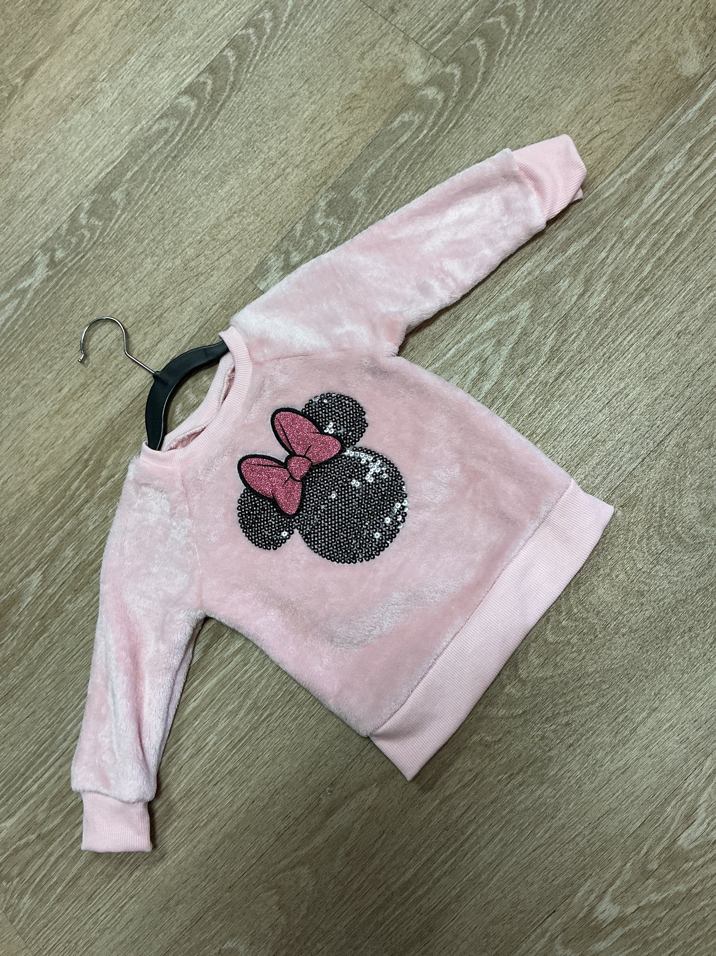 NWOT 18m Minnie Sequin Crewneck
