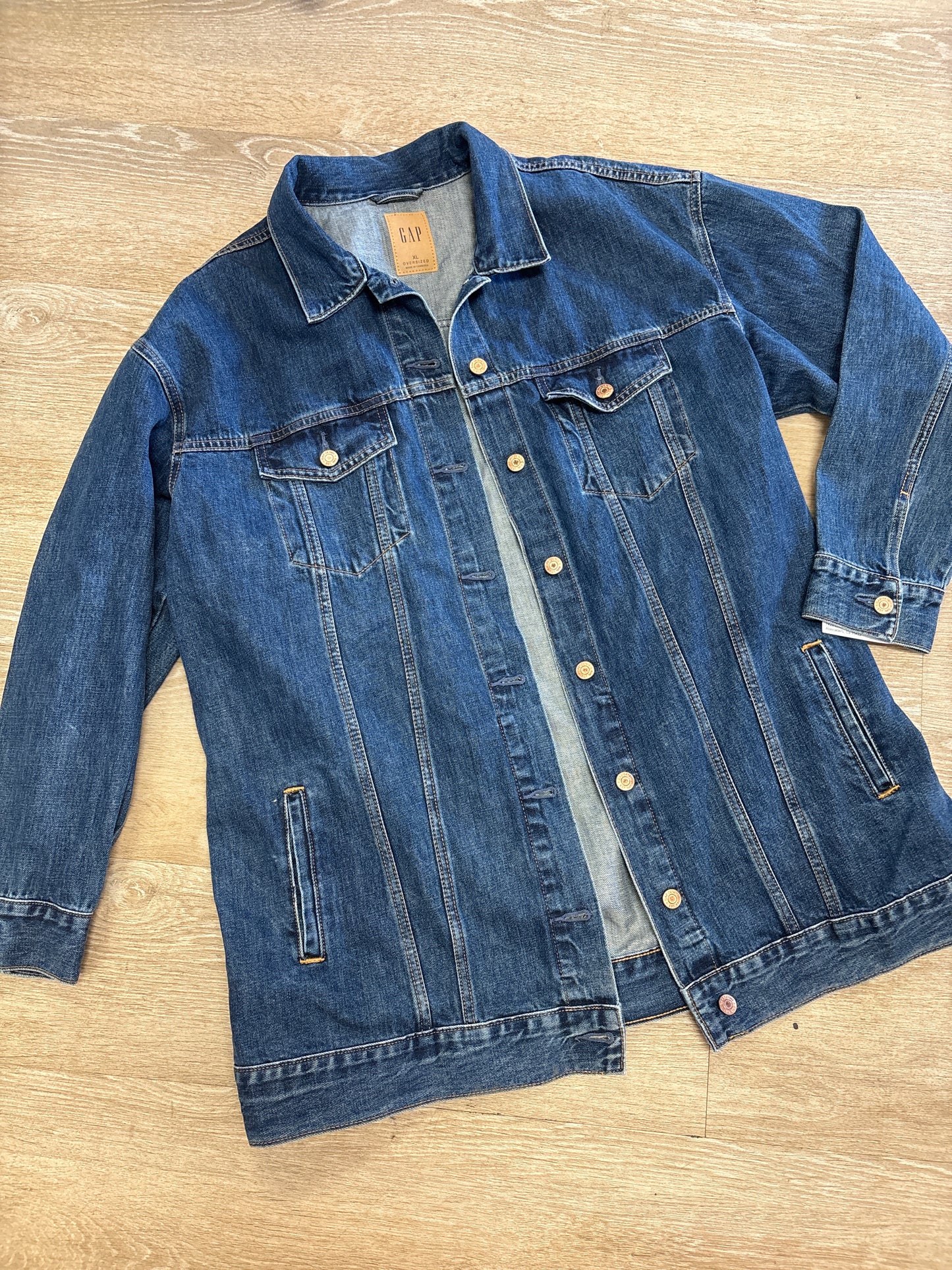 Womens XLarge Gap Dark Wash Denim Jacket