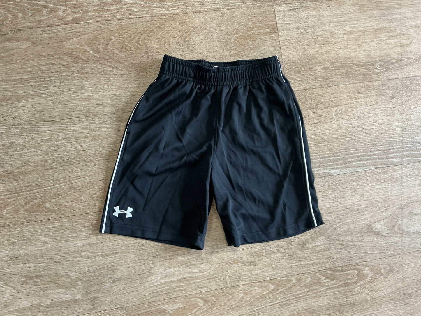 6 Under Armour Black Athletic Shorts