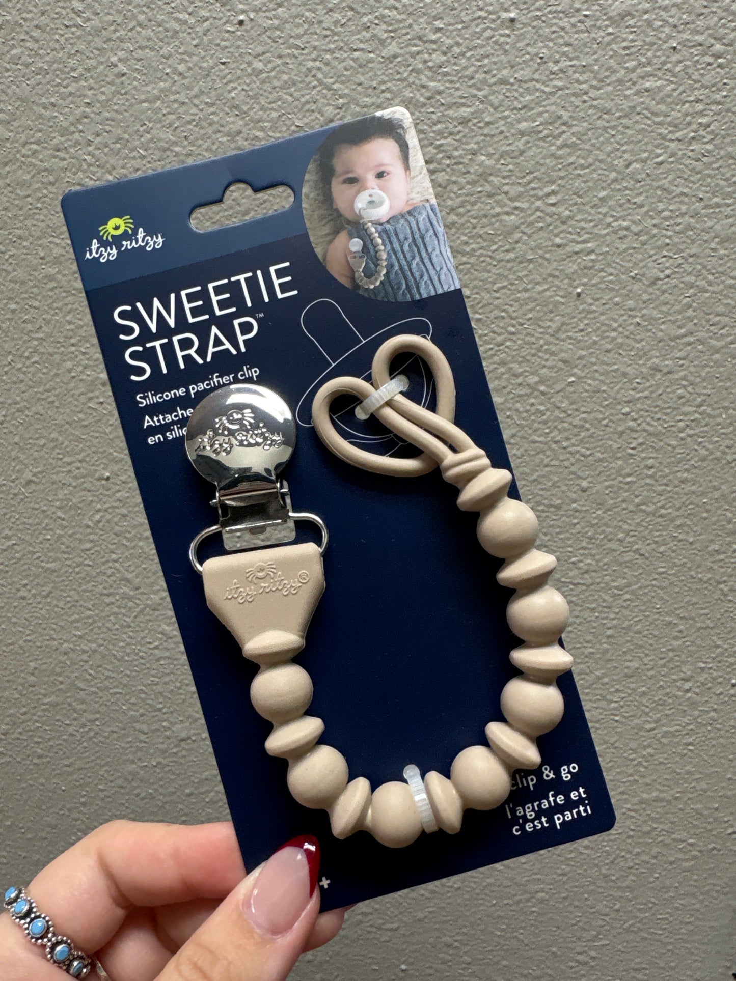NWT Itzy Ritzy - Sweetie Strap