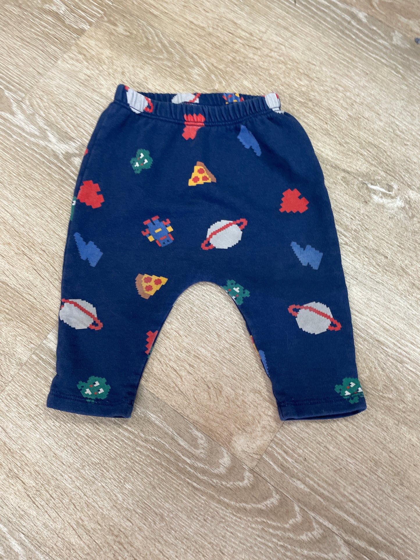 6-12m Hanna Andersson Pizza and Space Sweatpants