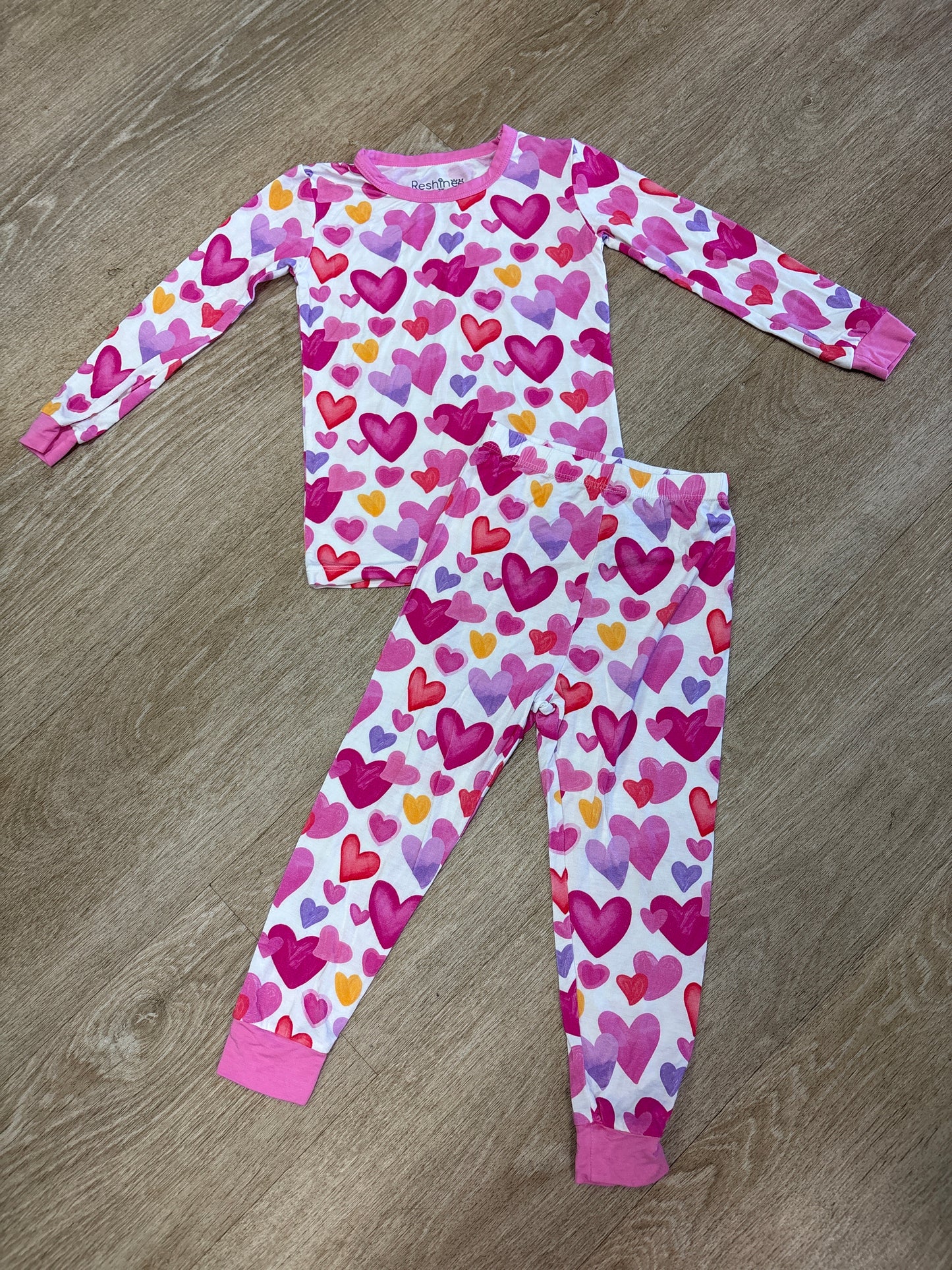 2/3T Reshinee Hearts 2 Piece Lounge Set