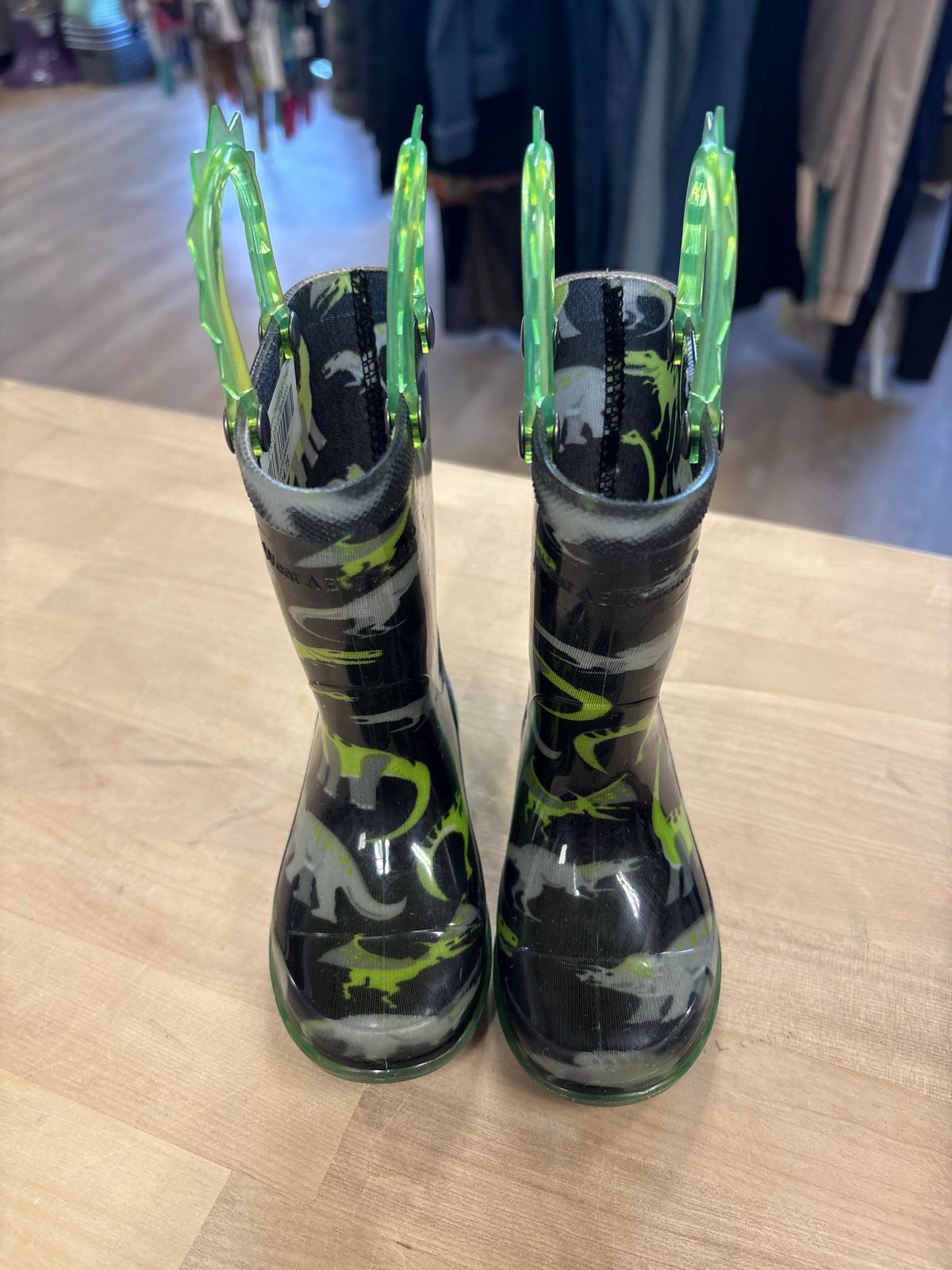 5c Western Chief Black/Green Dino Light Up Rainboots