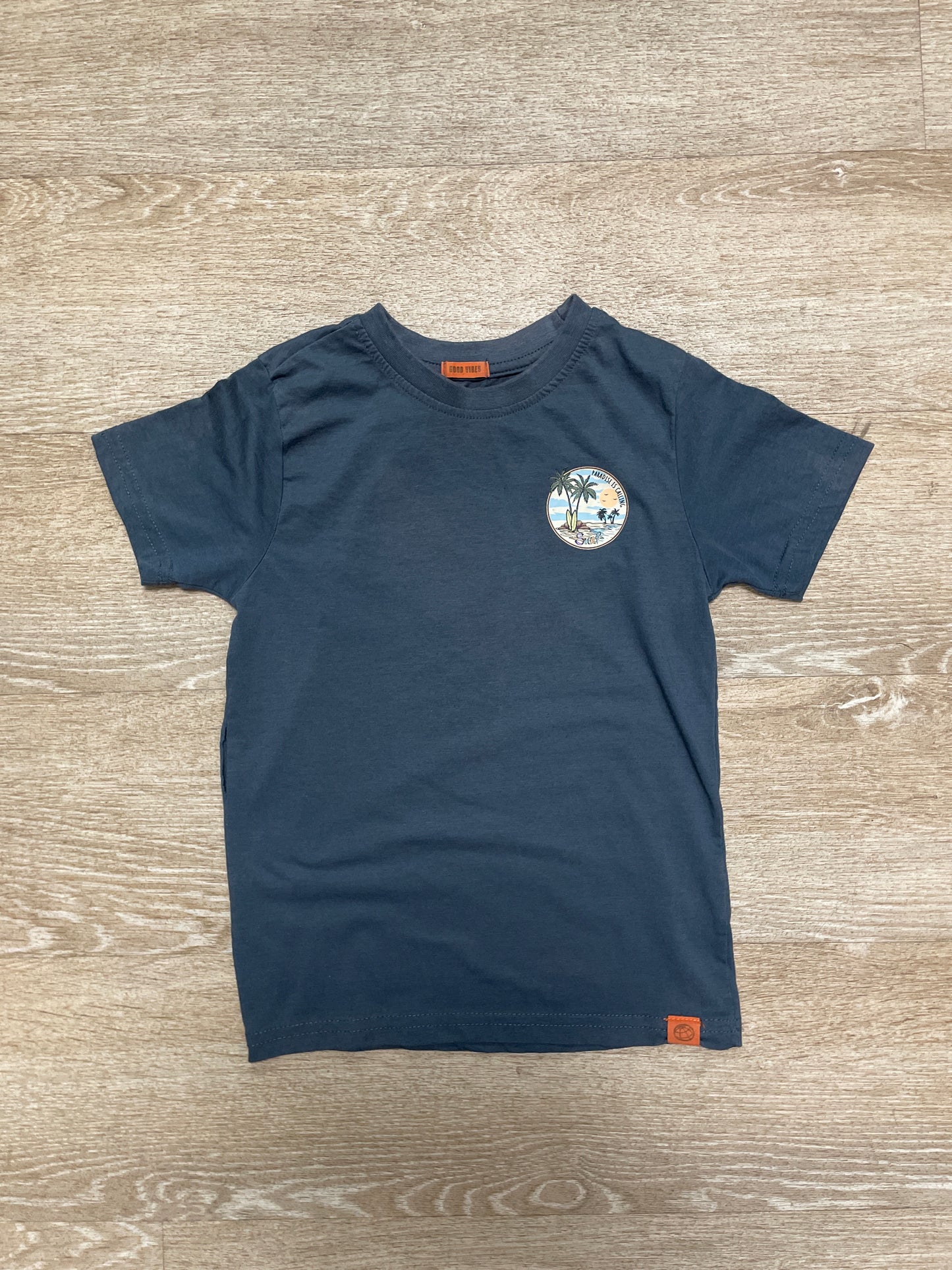 7 Free Planet Grey Surf Graphic Tee