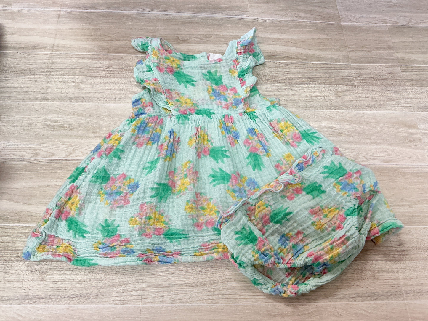 12-18m Angel Dear Muslin Floral Pineapple Tank Dress + Bloomer Set