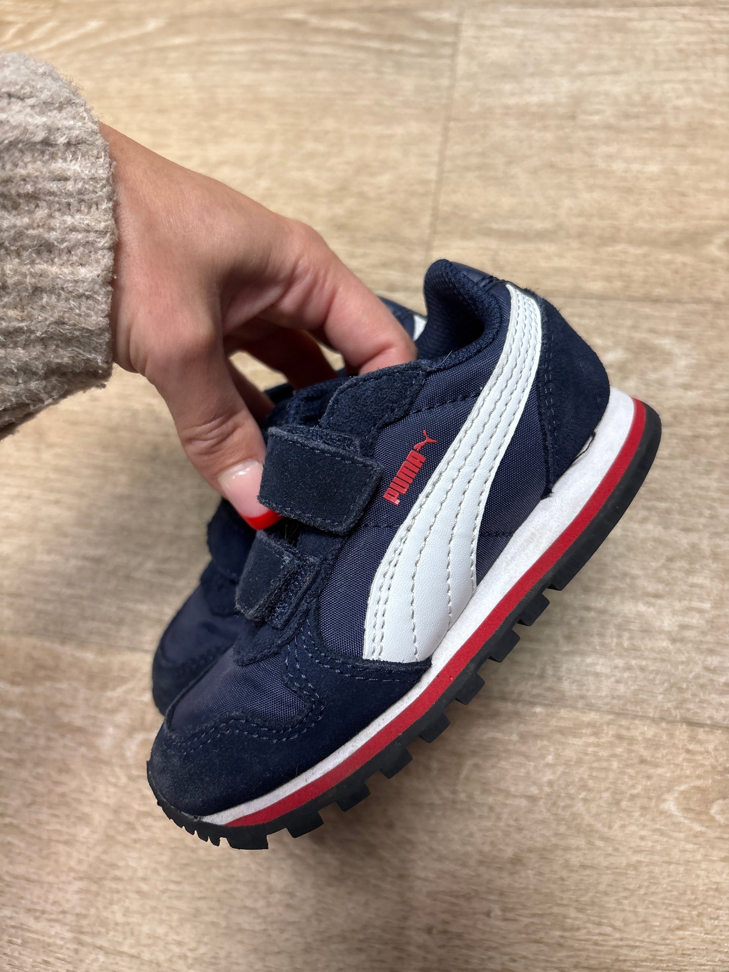 8c Puma Navy/Red/White Velcro Shoes