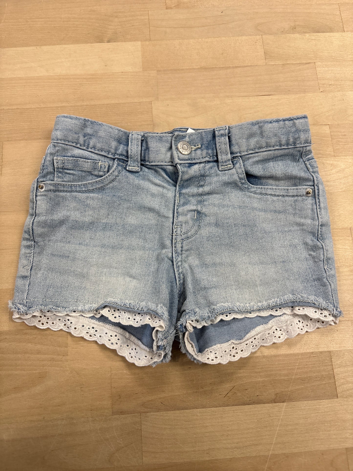 5T Lightwash Eyelet Detail Shorts