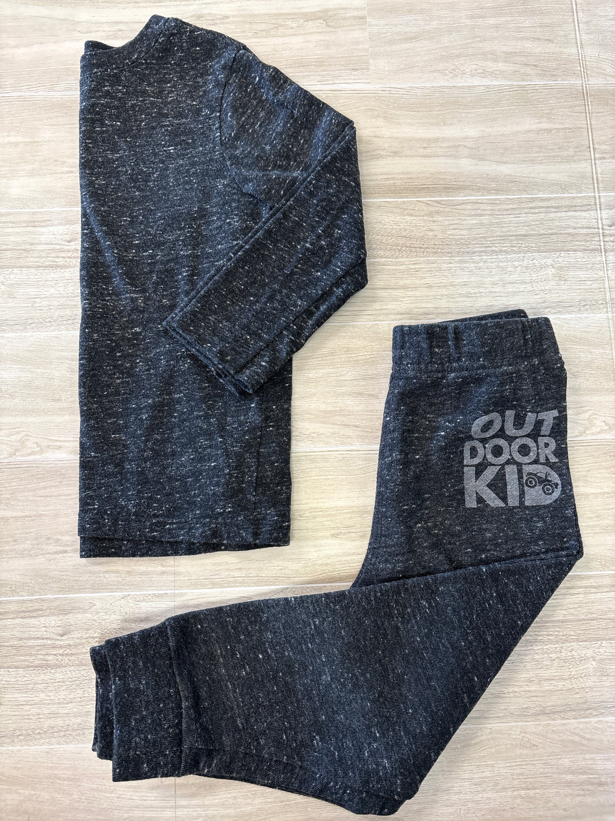 3T Heathered Black Outdoor Kid Long Sleeve + Jogger Set