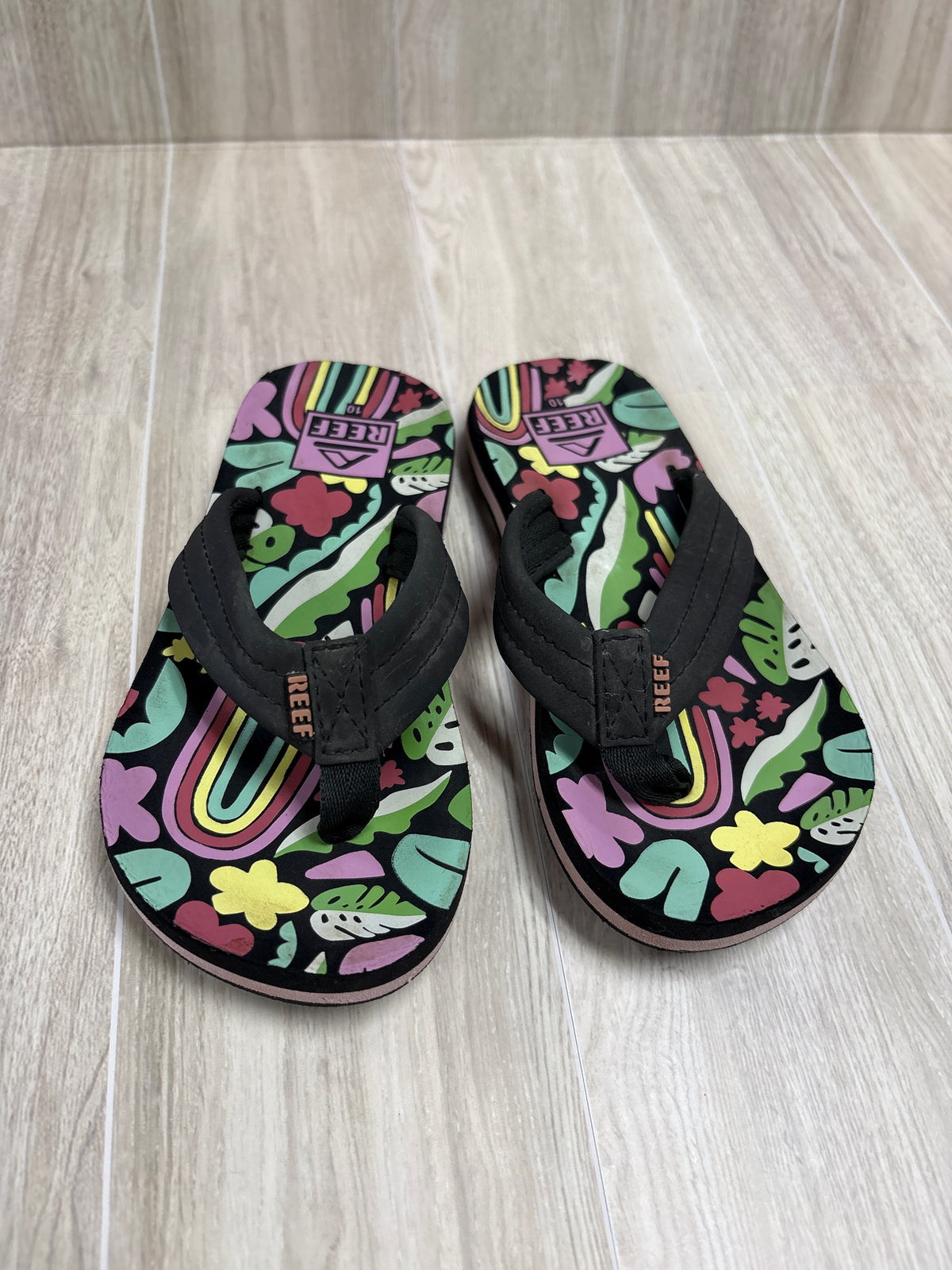 10c Reef Rainbow Sandals