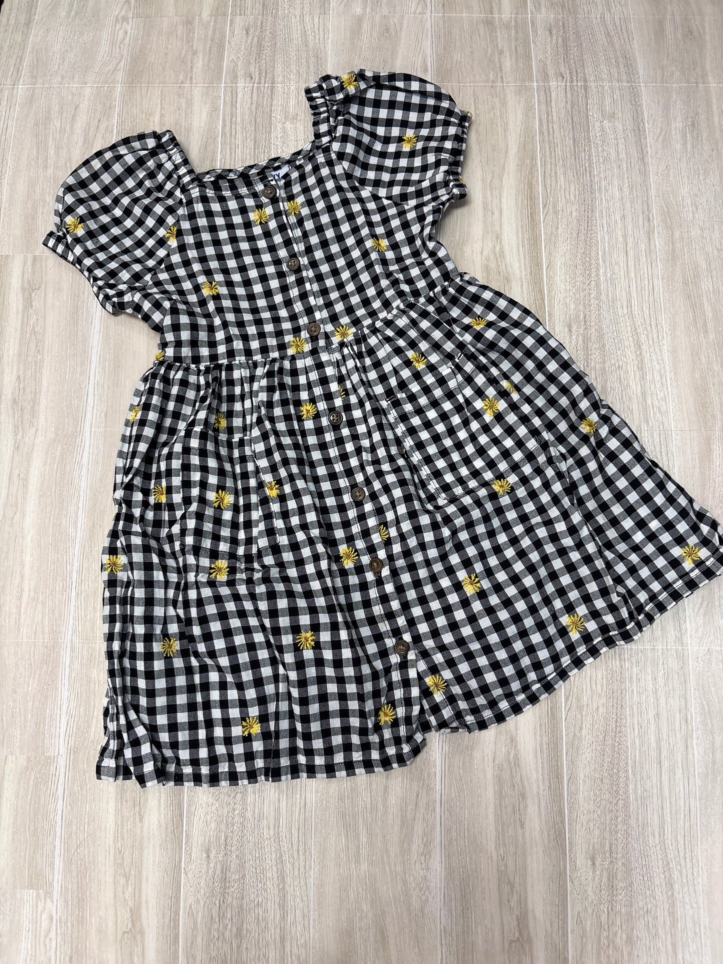 4T Black/White Gingham Button Tunic with Daisies
