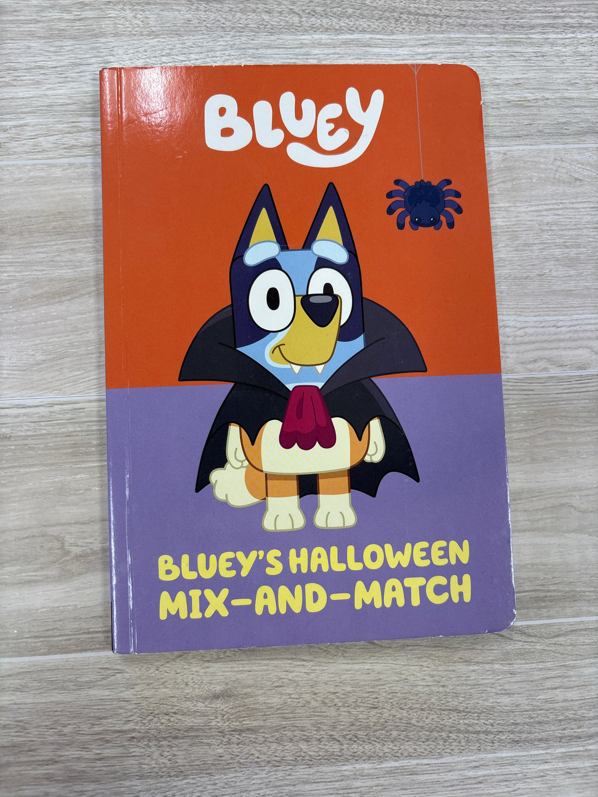 Book - Blueys Halloween Mix And Match