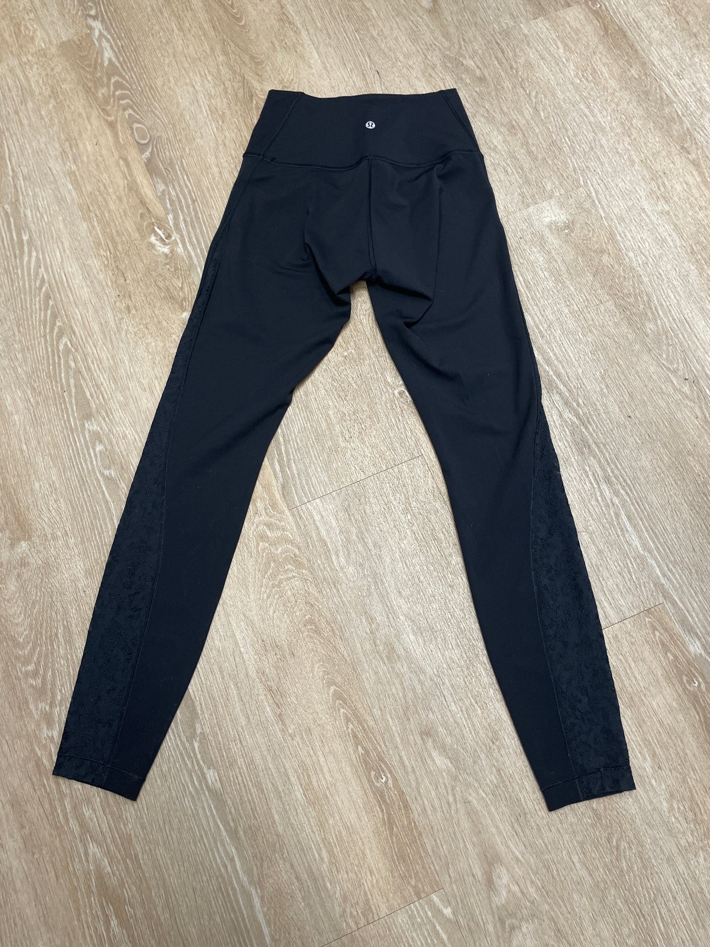 Womens 6 Lululemon Black Legging With Lace Detail