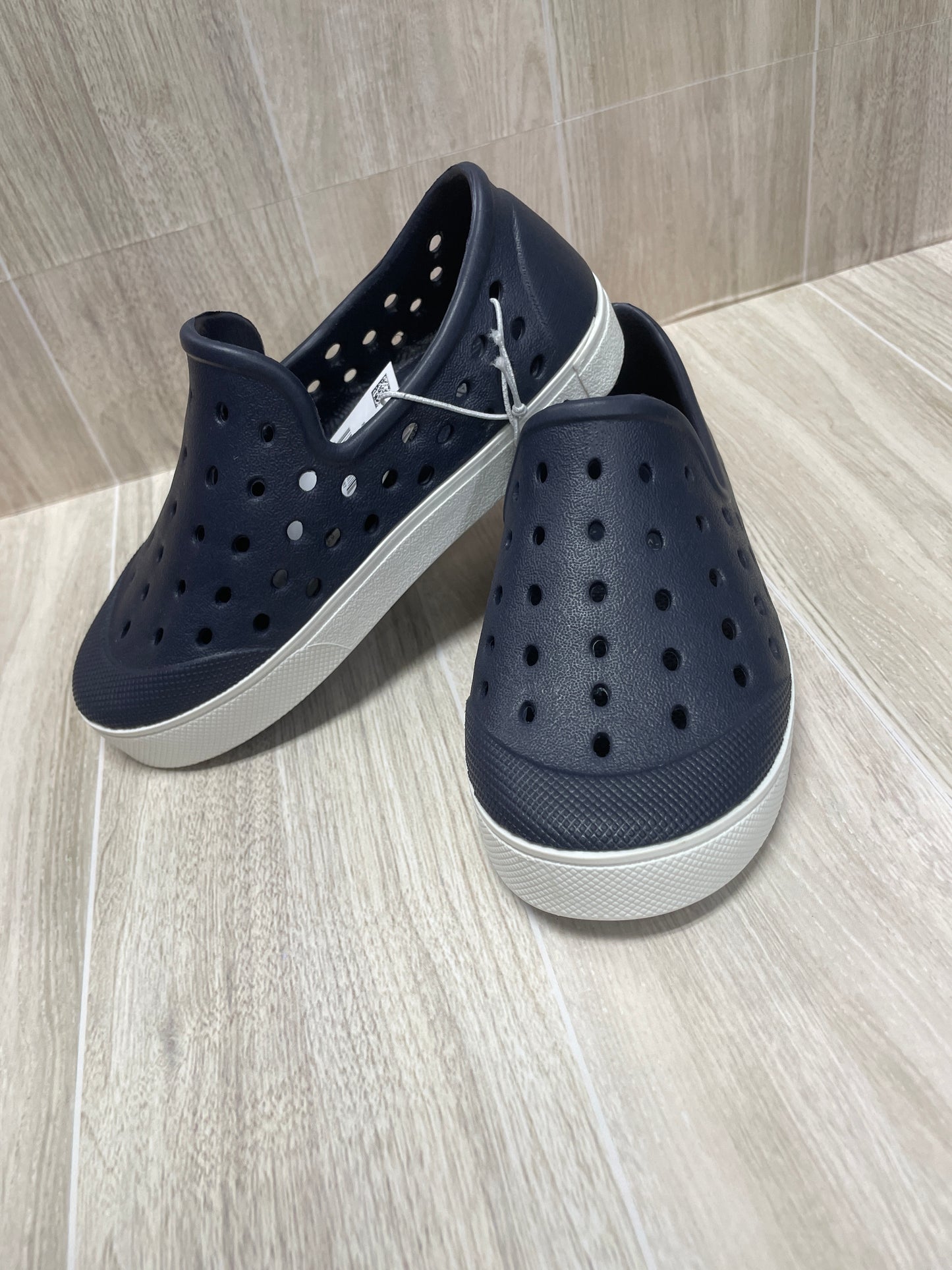 NWT 8c Blue Water Shoes