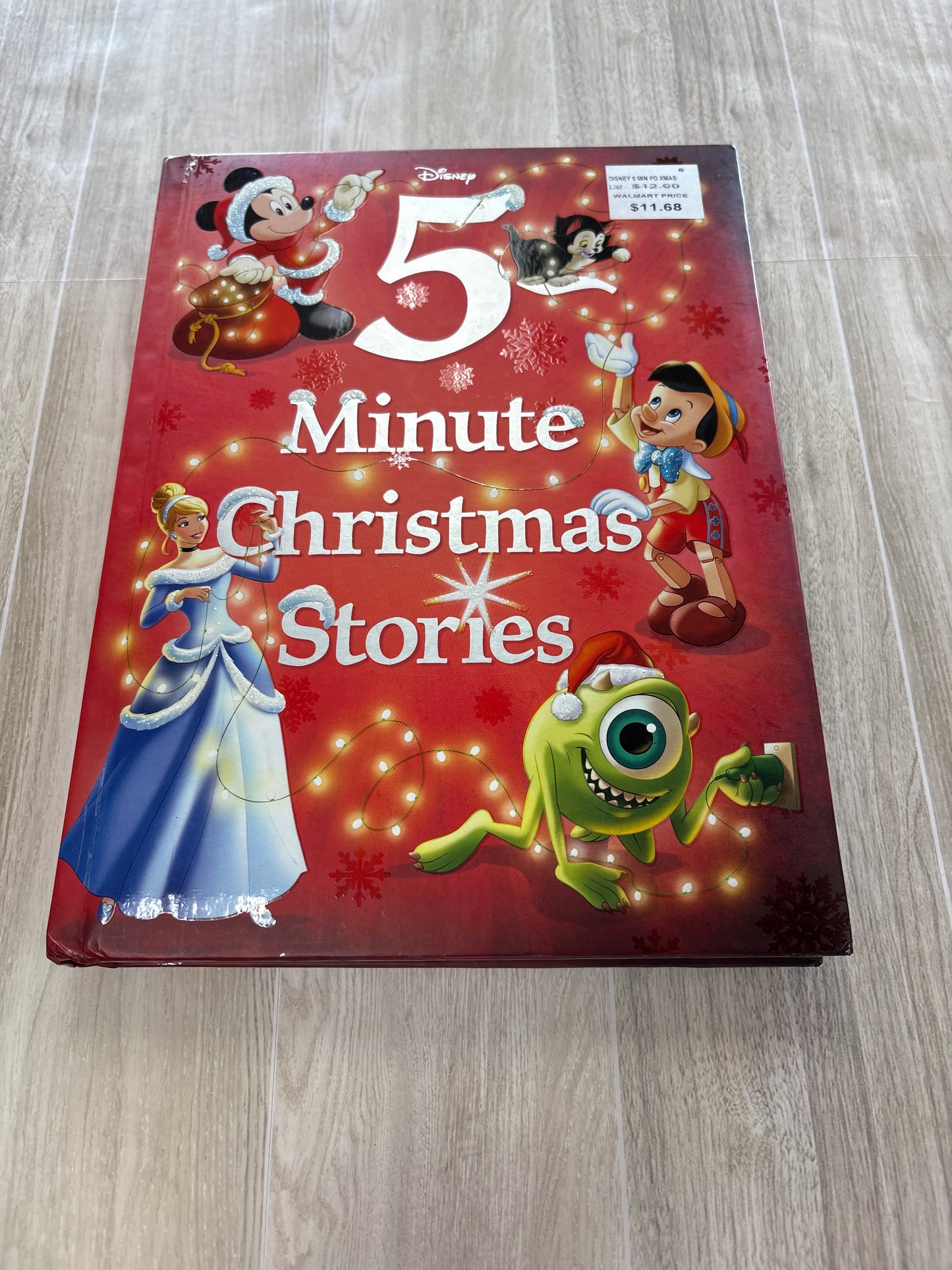 Book - 5 Minute Christmas Stories Characters