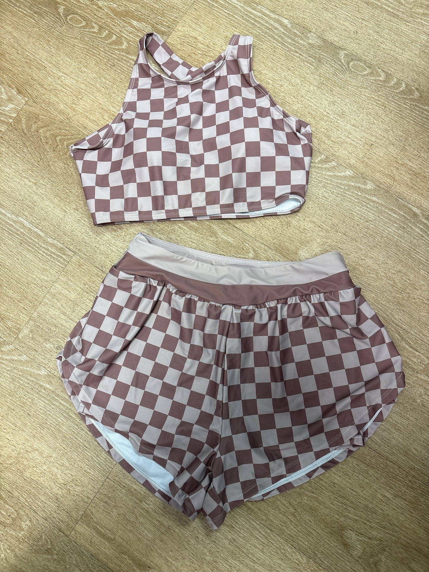 Womens Medium Checkered Swim Shorts + Tank Set