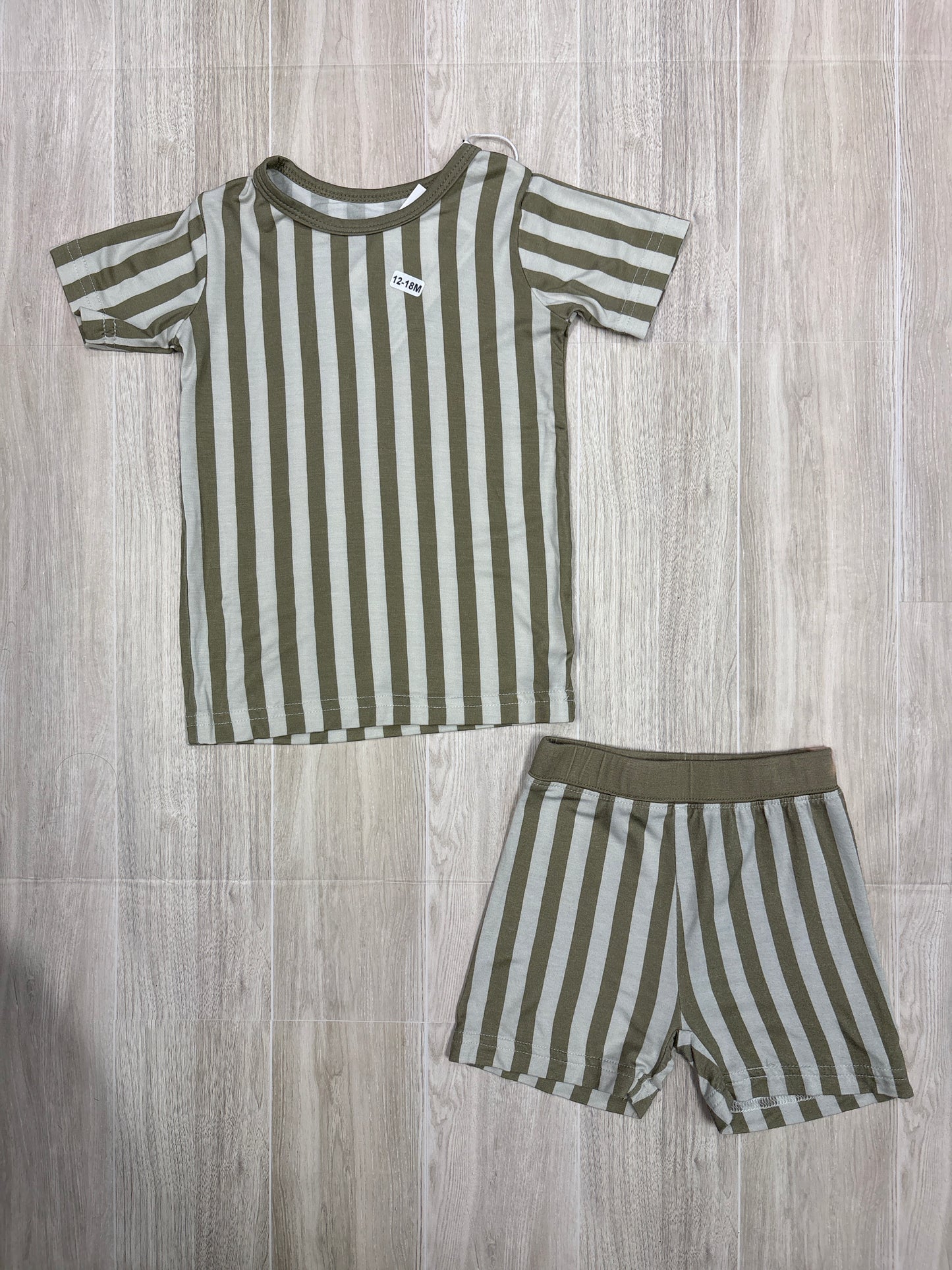 NWT 12-18m Little One Shop Green Striped Shortie Lounge Set