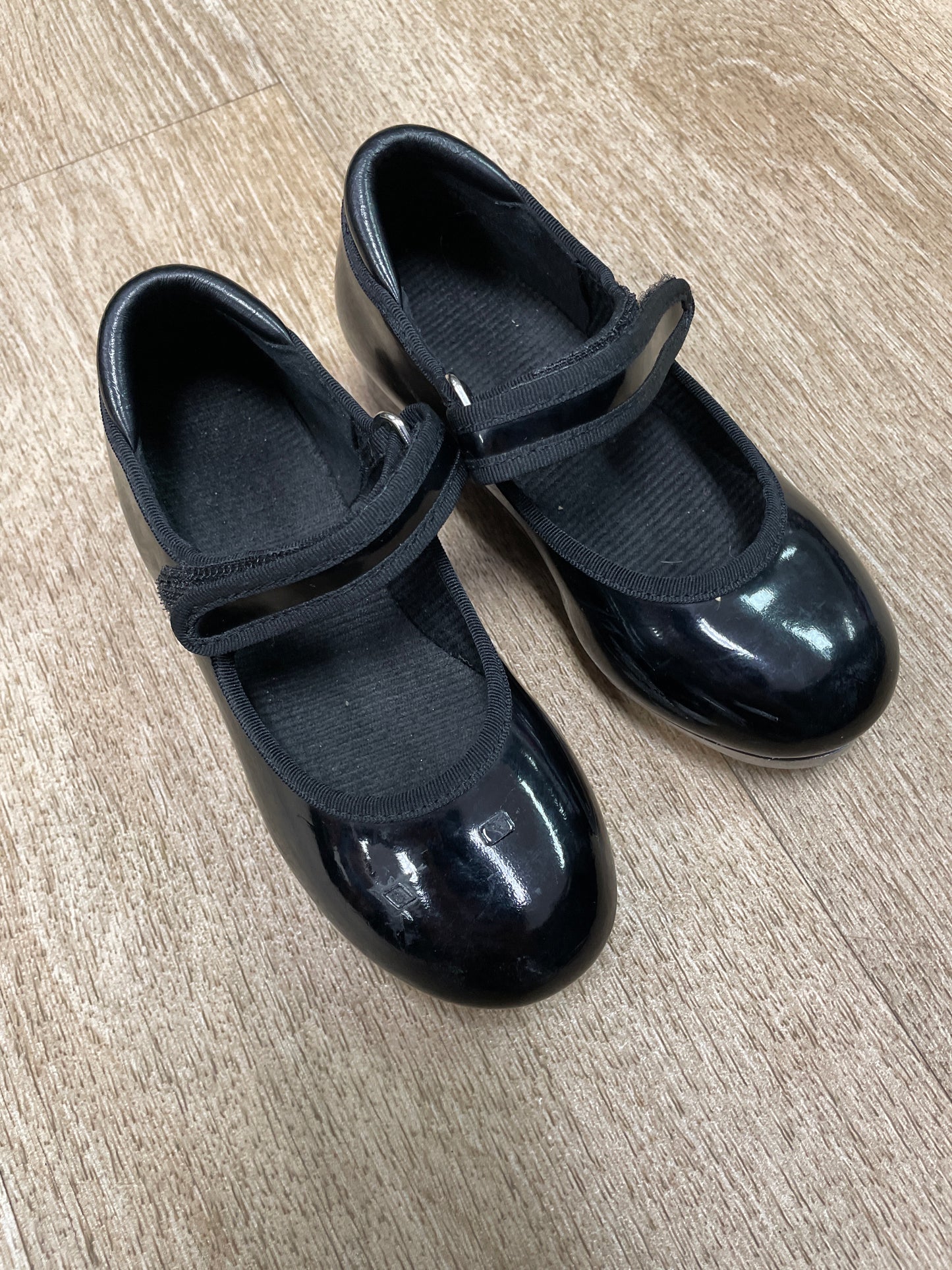 9c Tap Shoes
