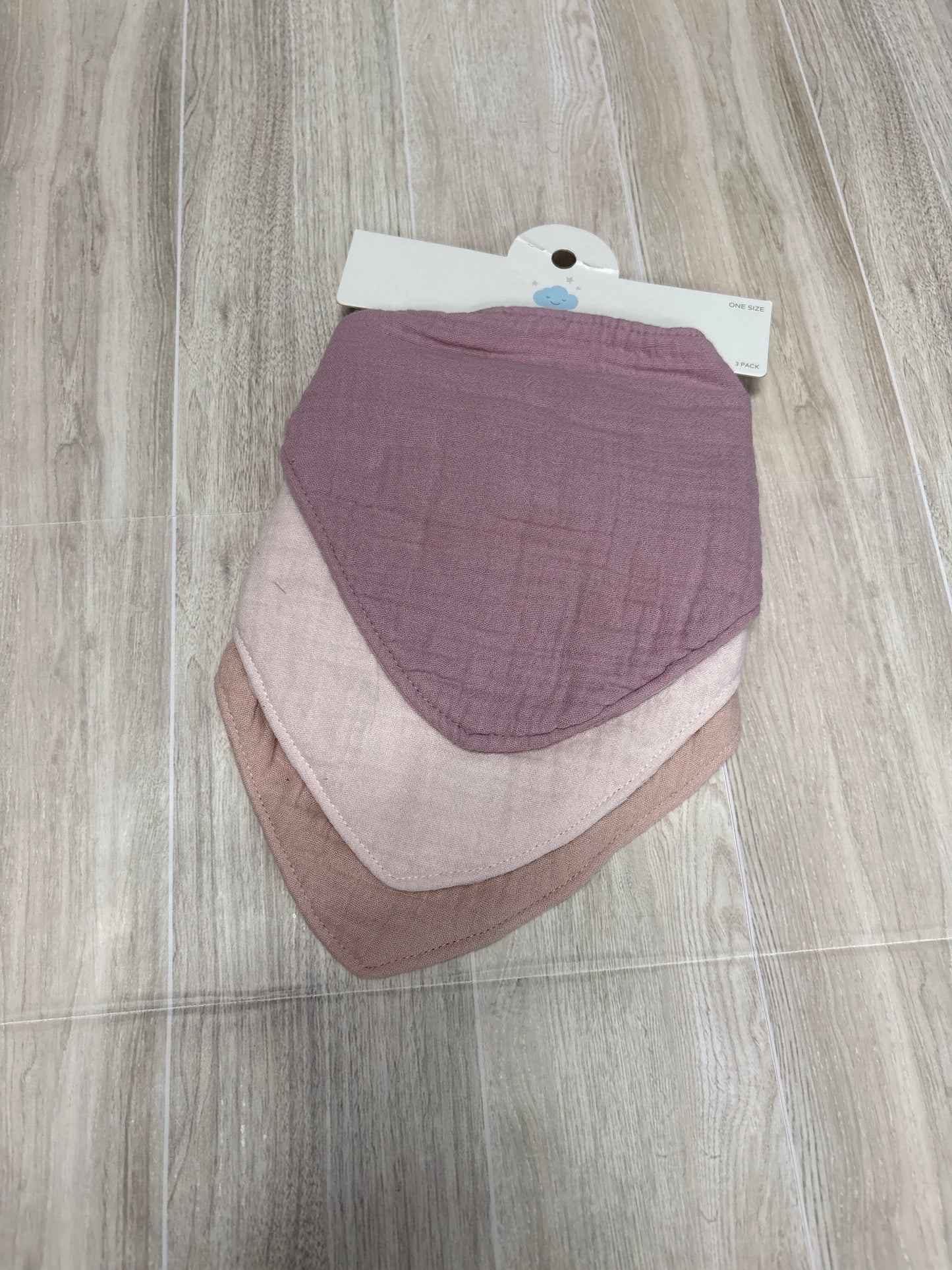 NWT 3 Pack Bandana Bibs