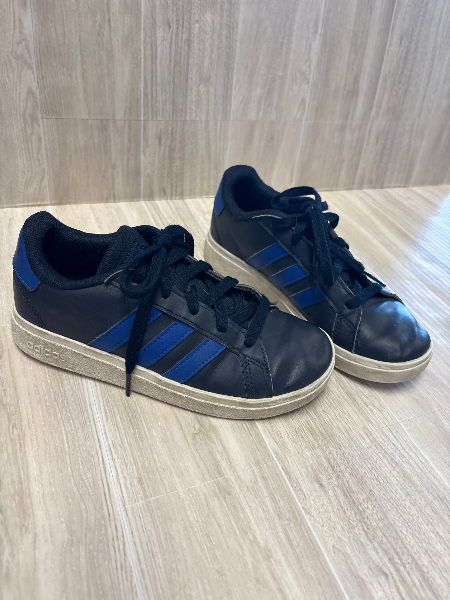 1Y Adidas Blue Leather Sneakers