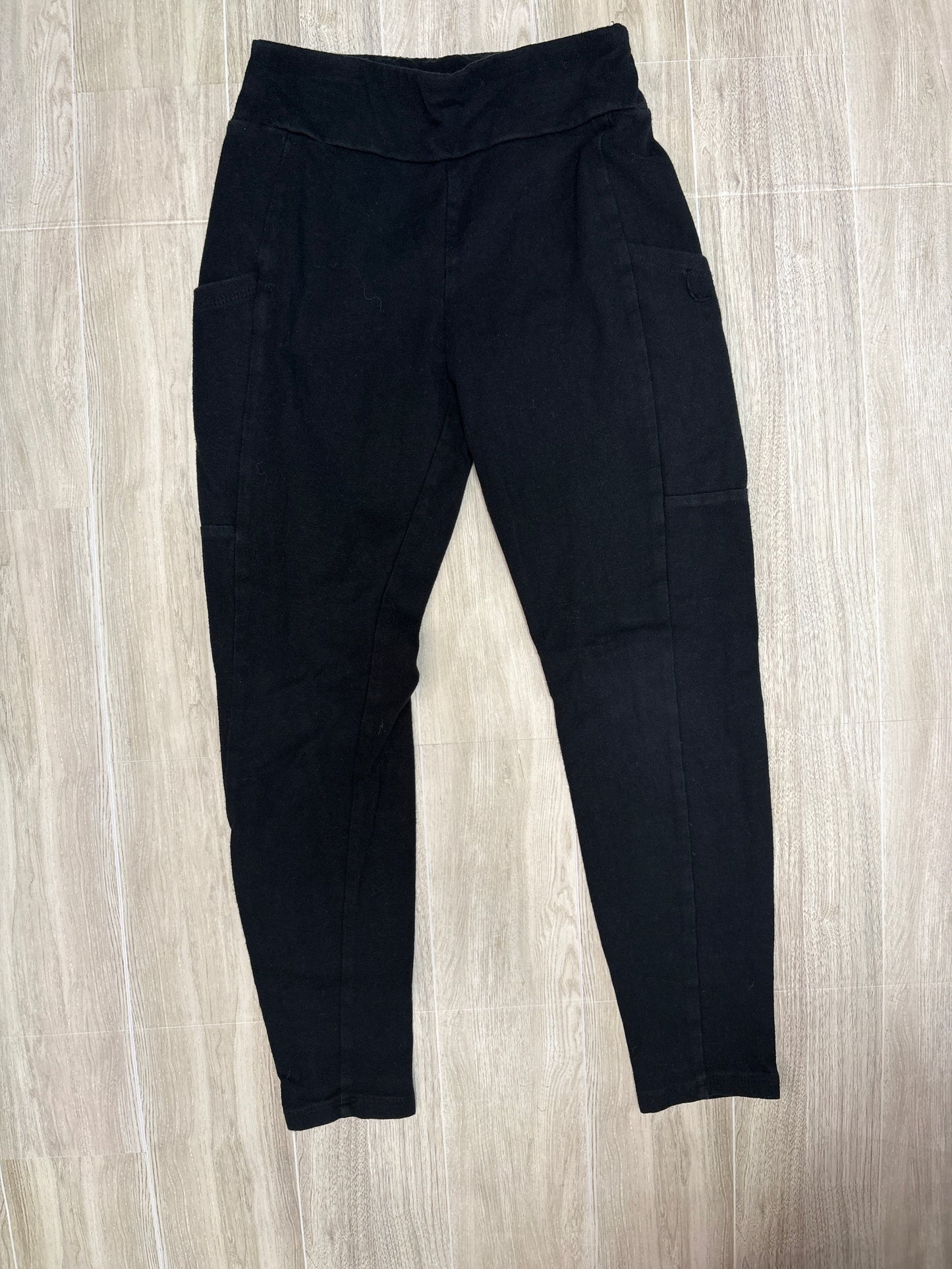 6/7 Black Leggings with Side Pocket