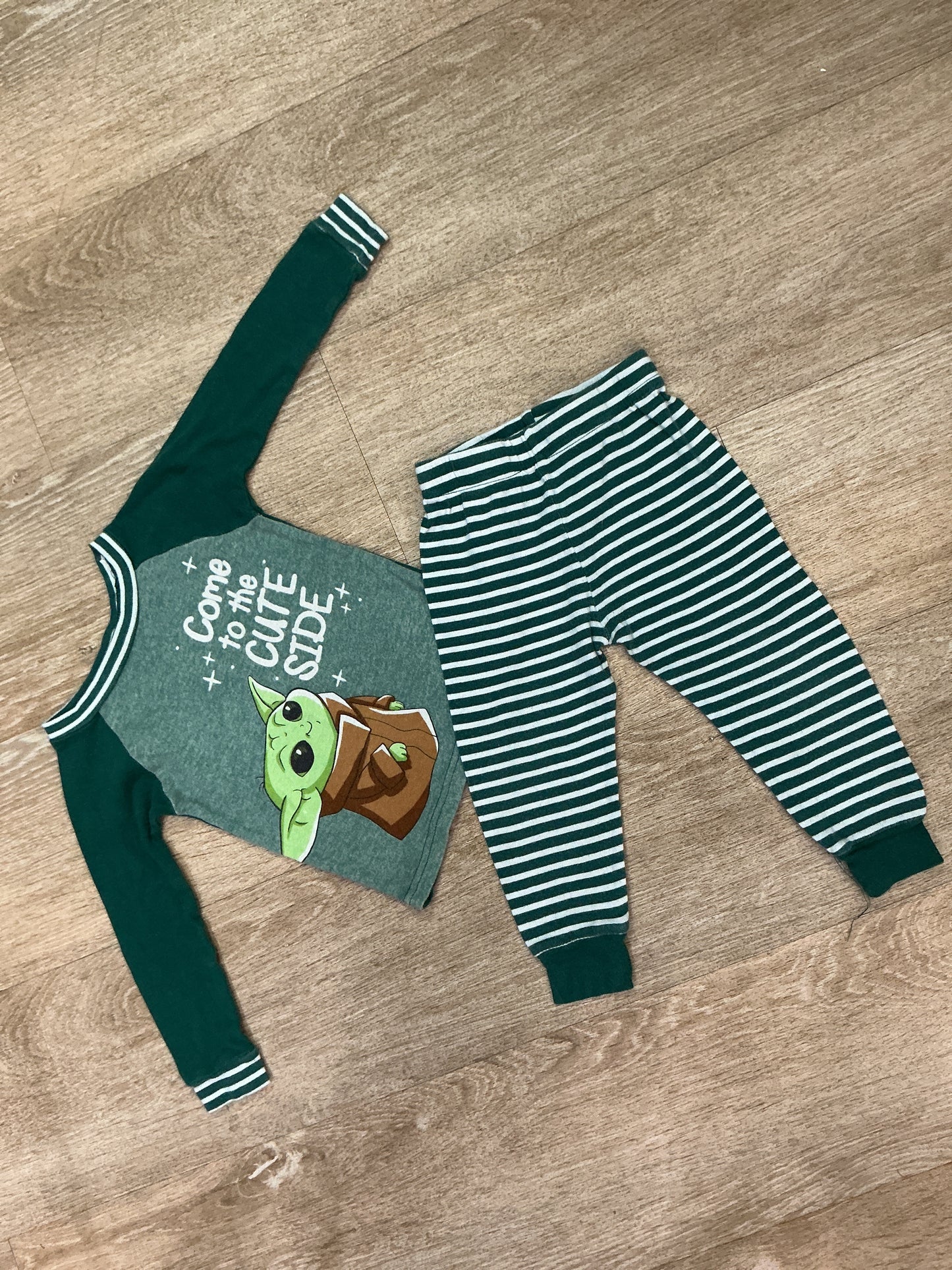 2T Yoda Pajama Set 2 Piece