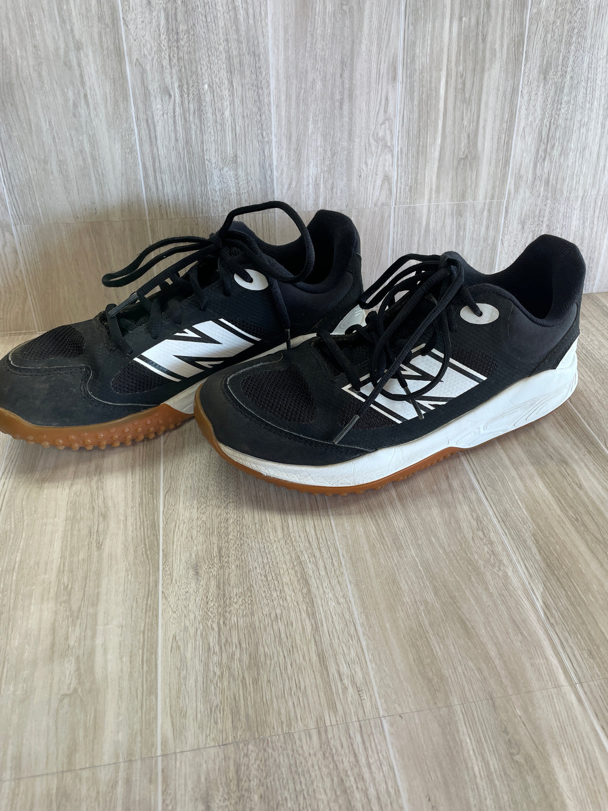 5.5M/7W New Balance Fresh Foam 300 v7 Sneaker