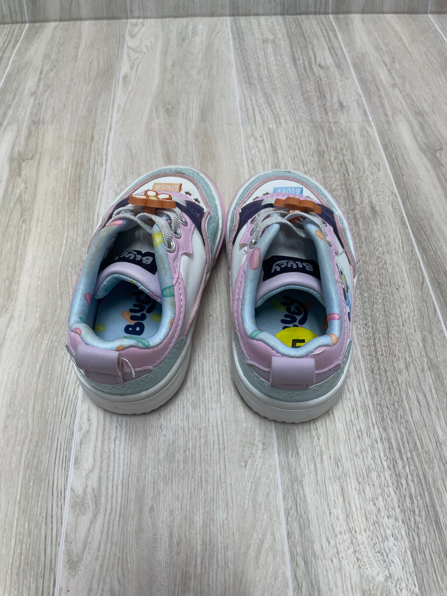 5c Bluey Glitter Sneakers