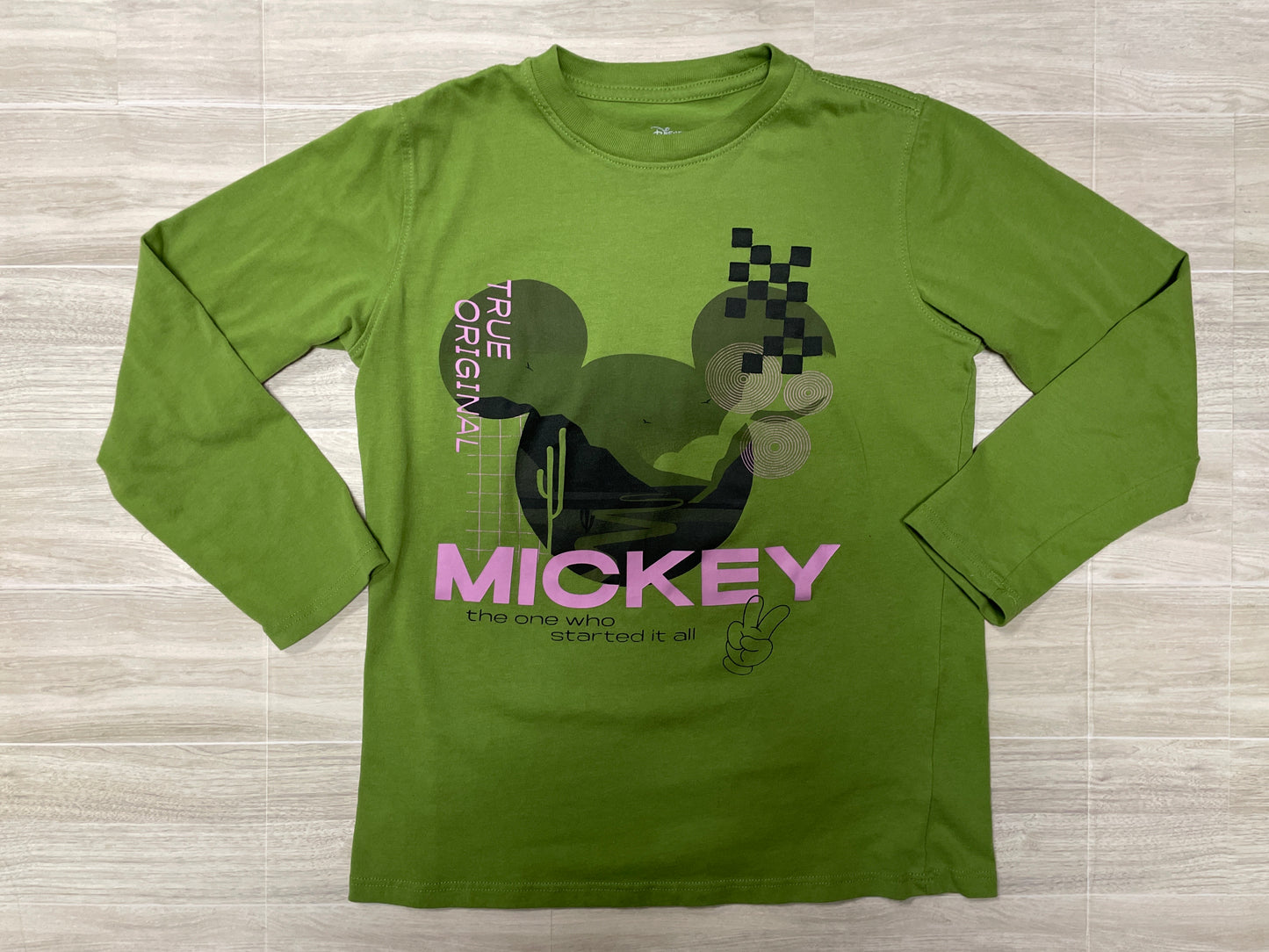 7/8 Green Mickey Long Sleeve