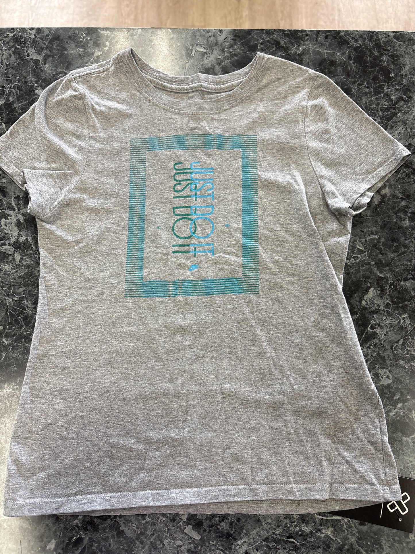 10/12 Nike Just Do It Graphic Tee