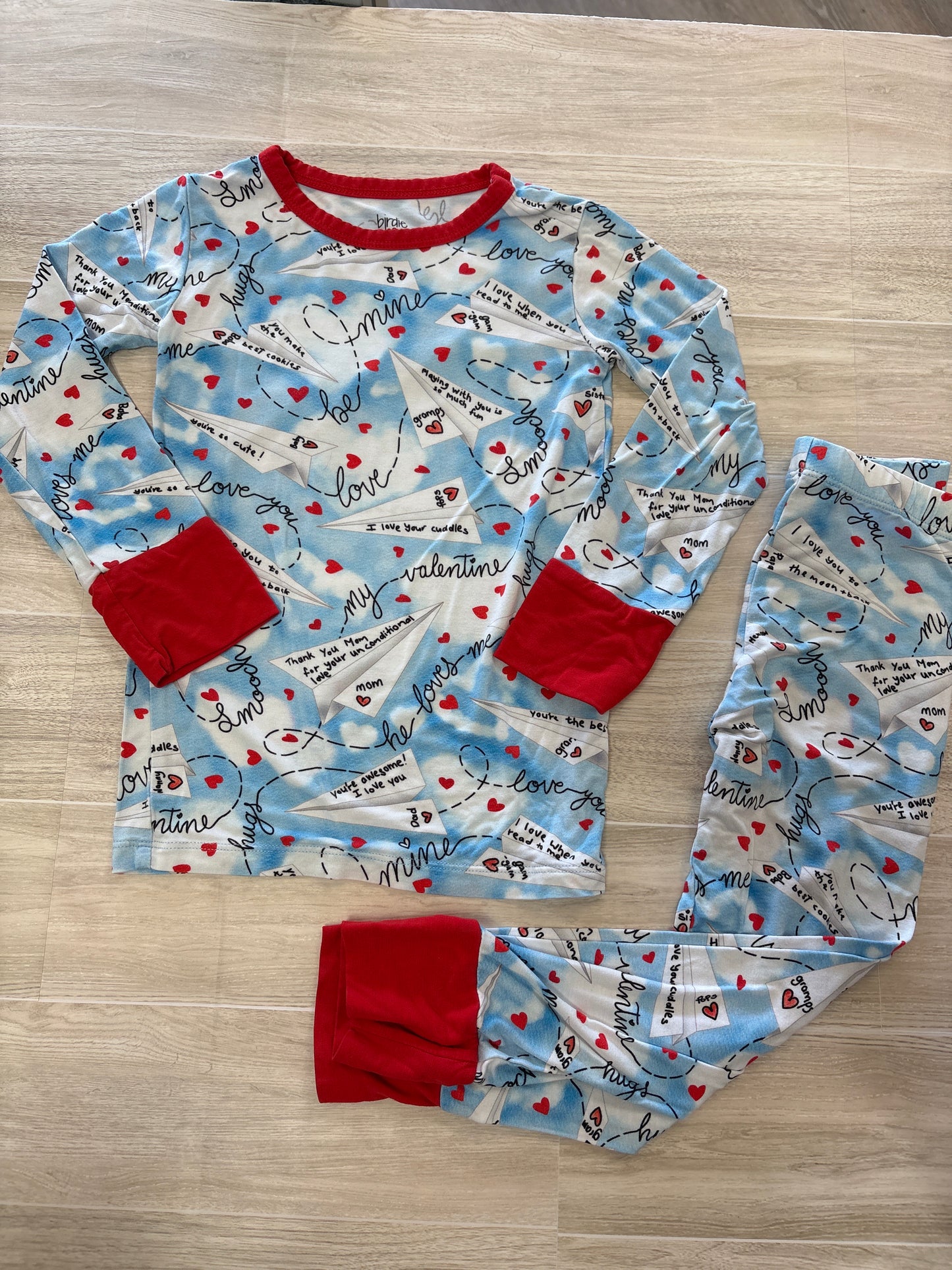 3T Birdie Bean Love Paper Airplane 2 Piece Lounge Set