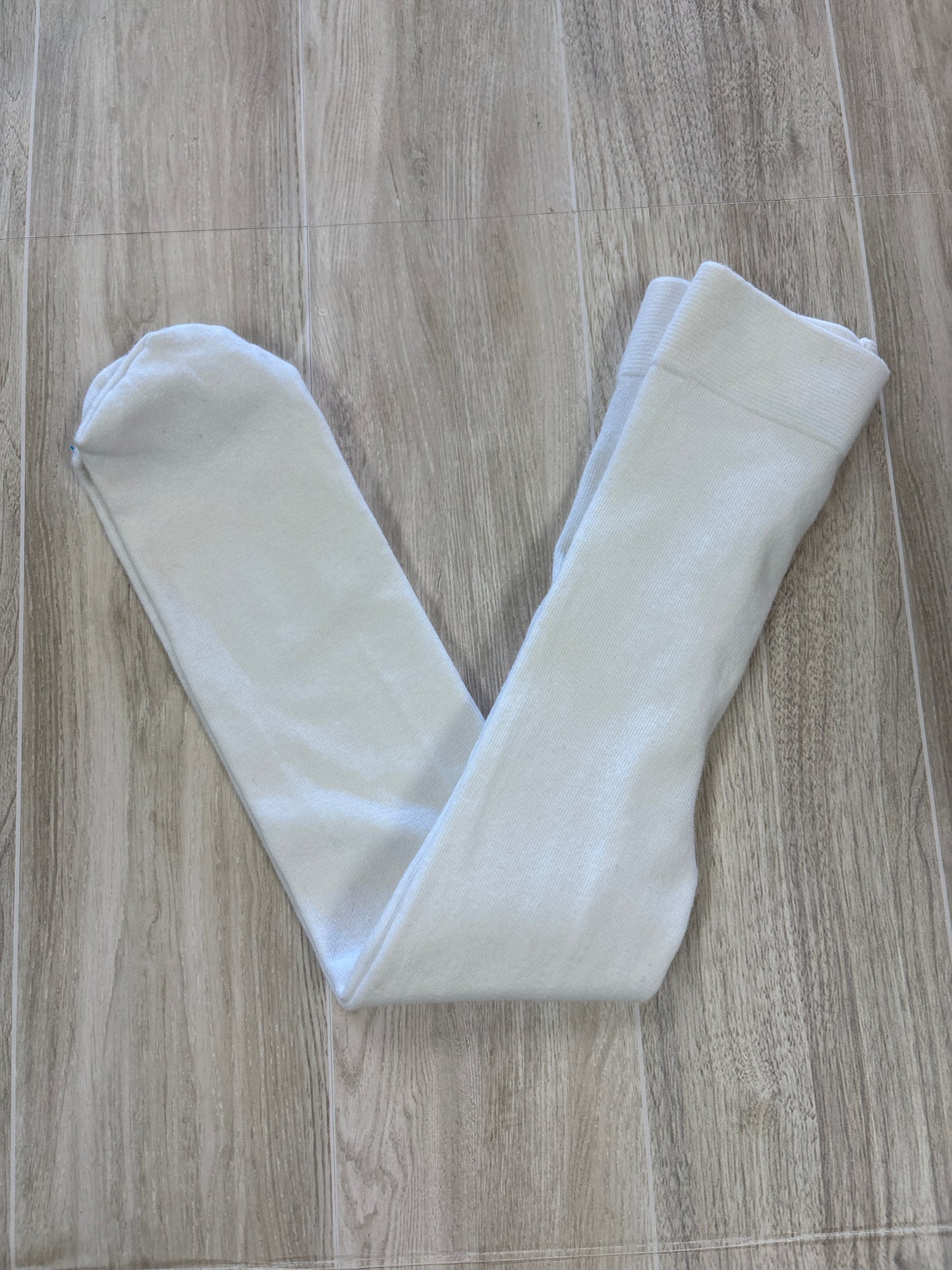 2/3T White Footed Tights