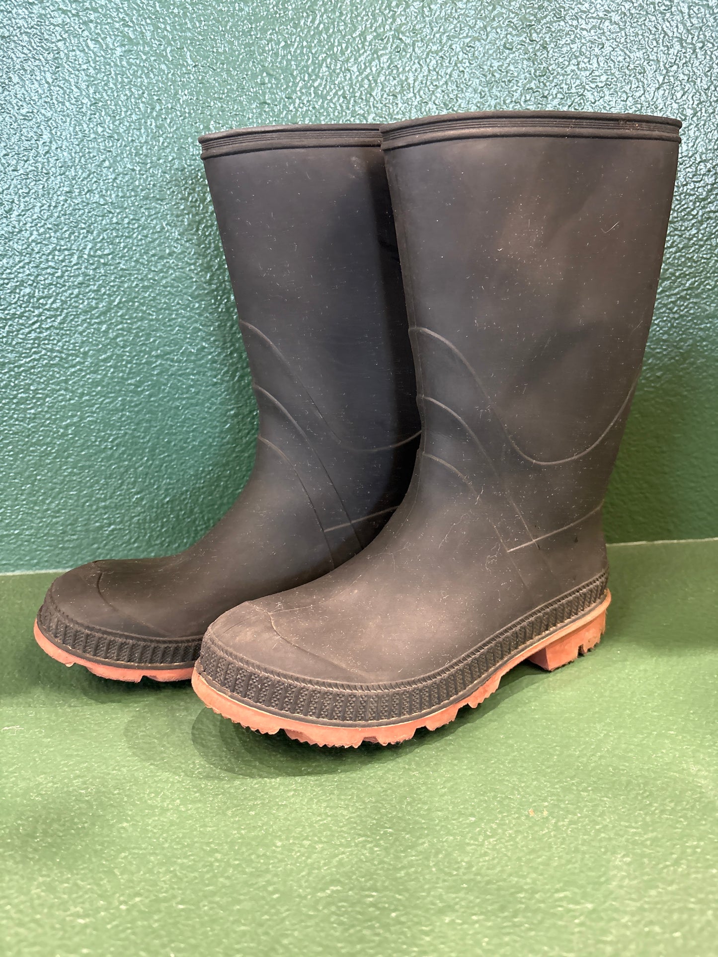 2Y Black/Orange Rain Boot