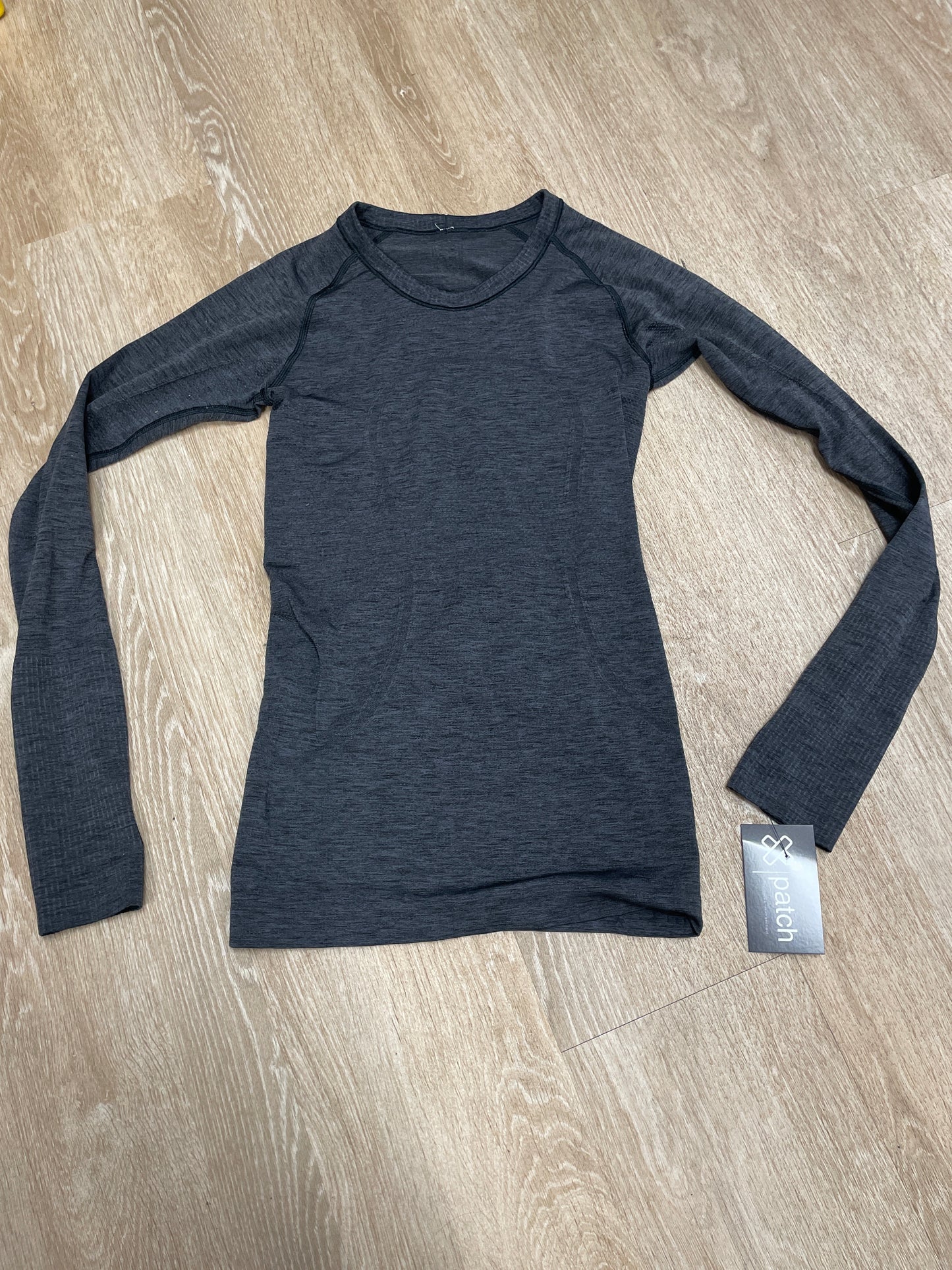 Womens Small/Medium Lululemon Grey Active Shirt