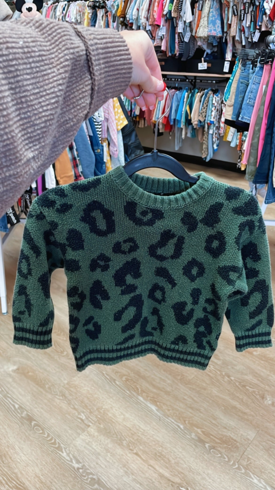18m cheetah knit crewneck