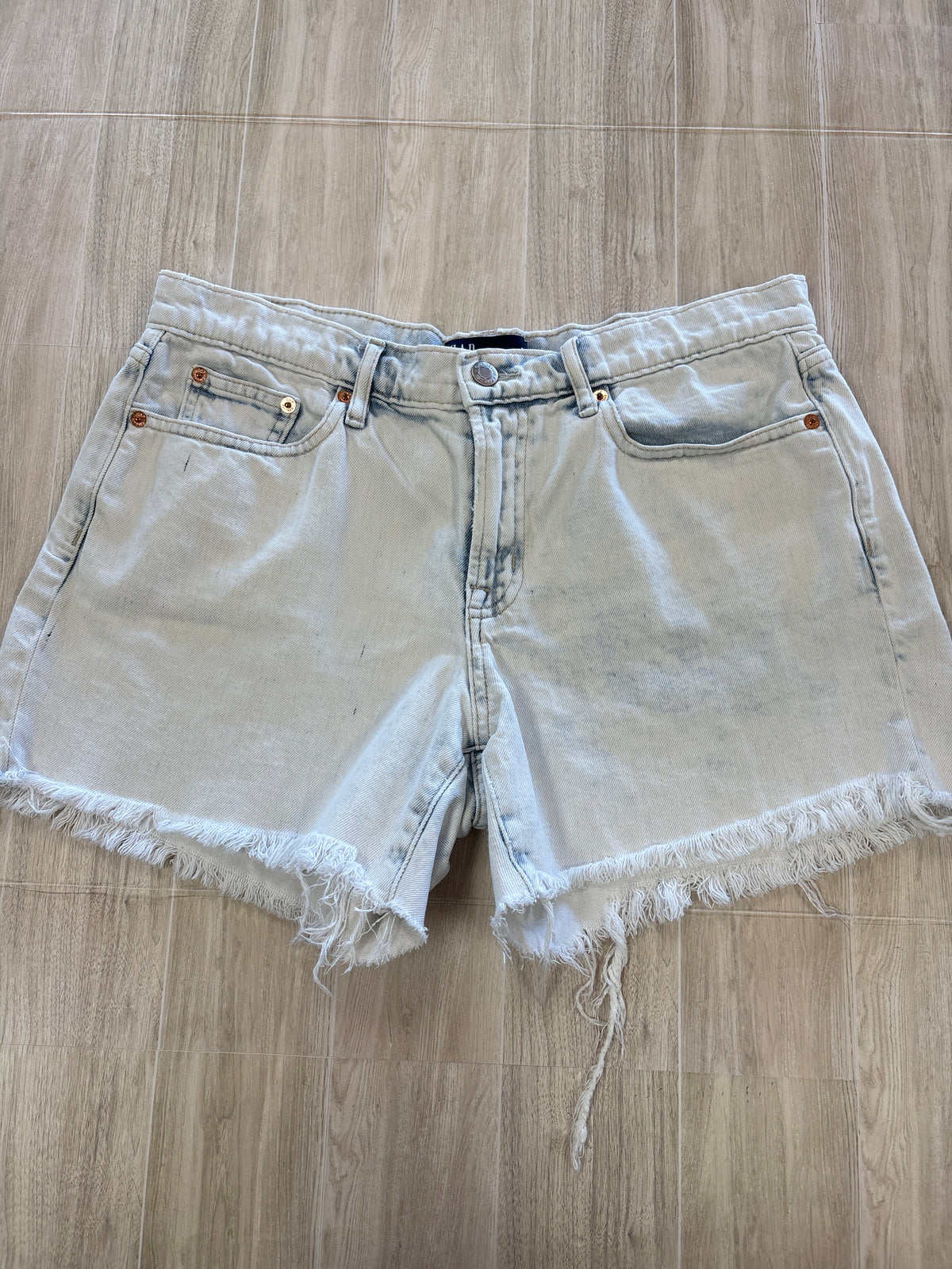 Womens 4/27 Light Wash Denim Shorts