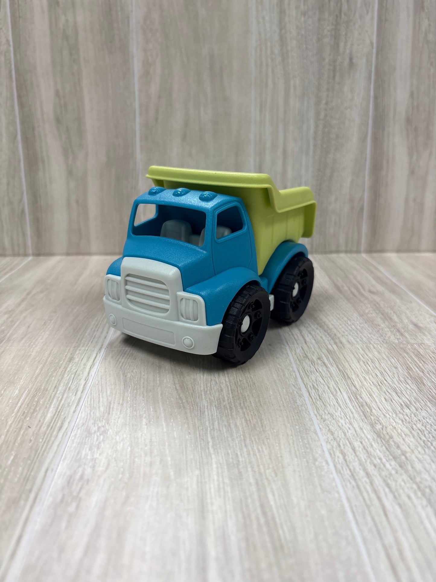 Toy - Giggle Scape - Dump Truck