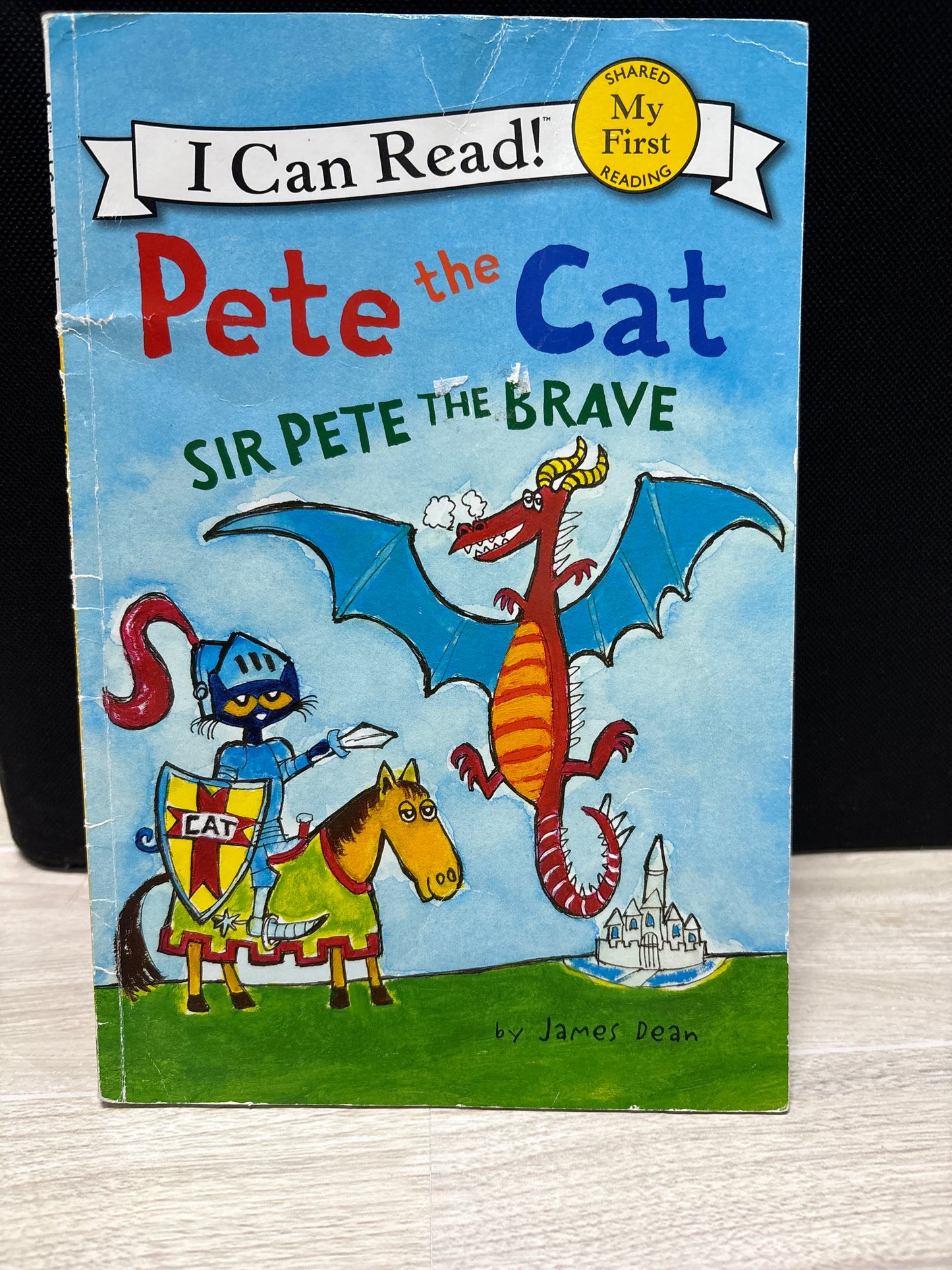 Book - Pete The Cat - Sir Pete The Brave