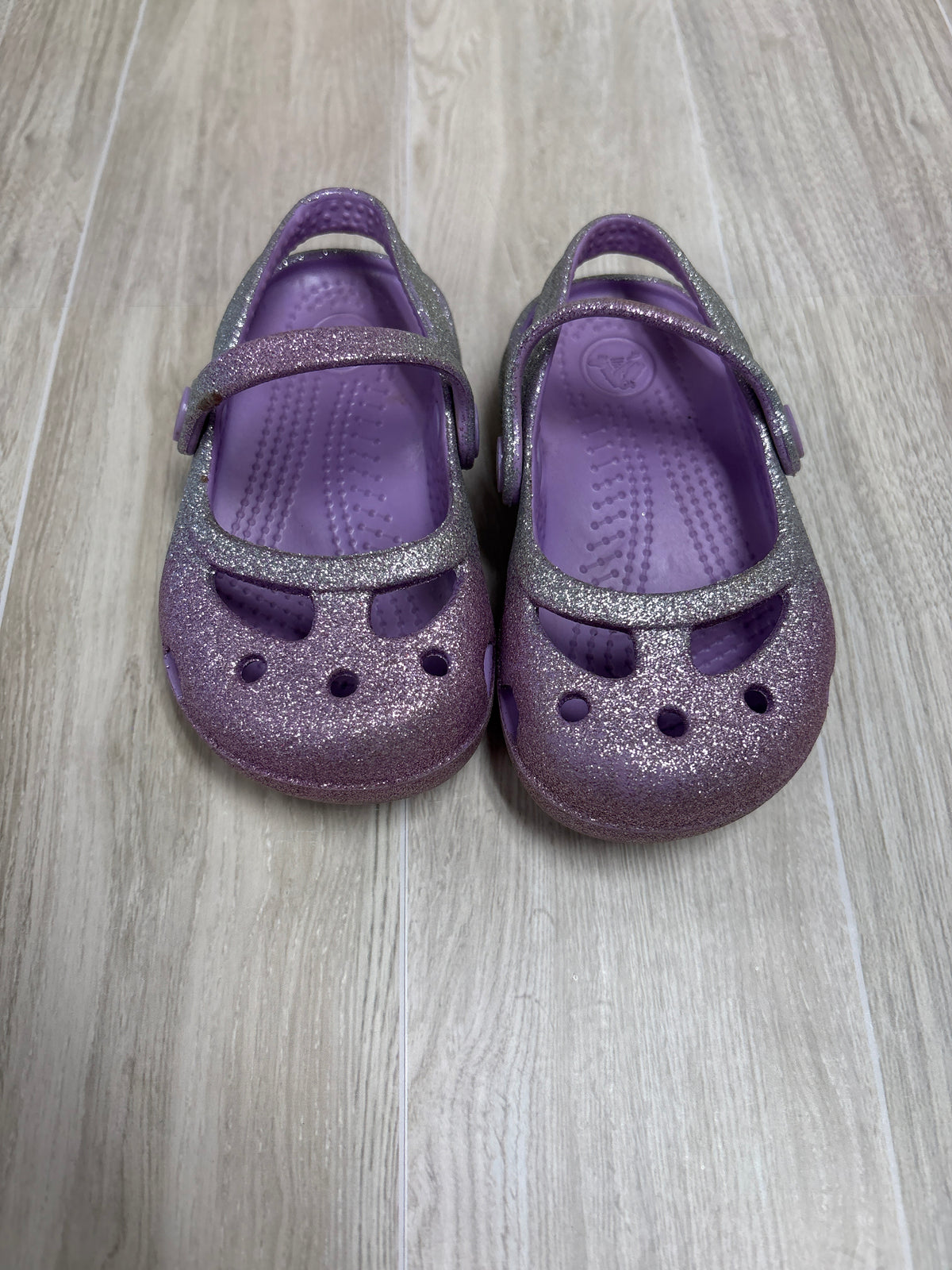 5c Lavender Sparkle Crocs