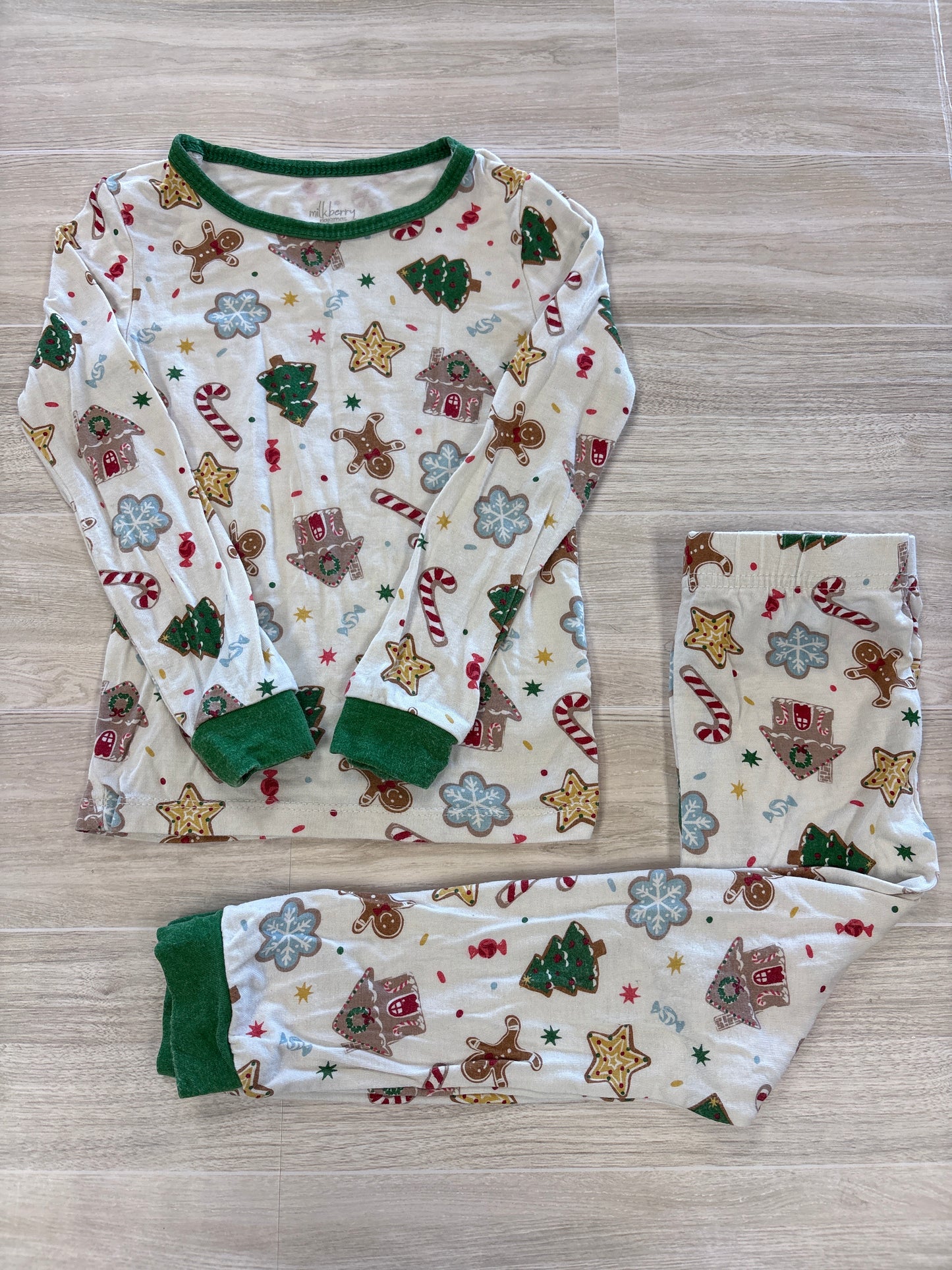2T Milkberry White Multi Holiday Printed Pajama Set